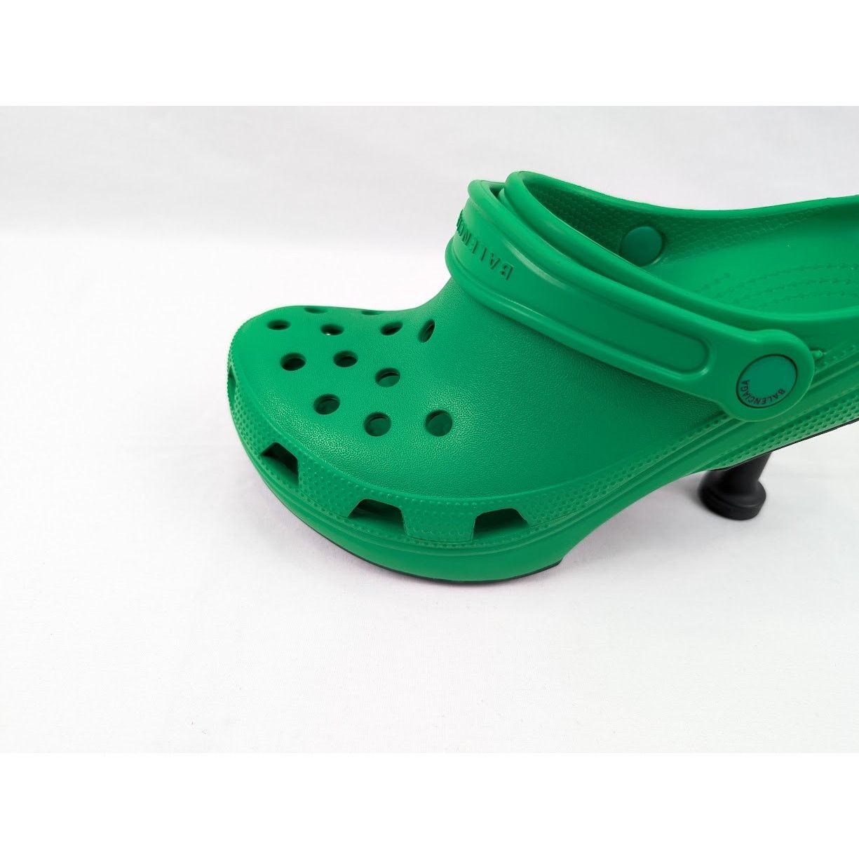 Balenciaga o1rshd1 Q:2 / Rubber Crocs Madame in Grass Green Size US 8 / IT 38 - 3 Thumbnail