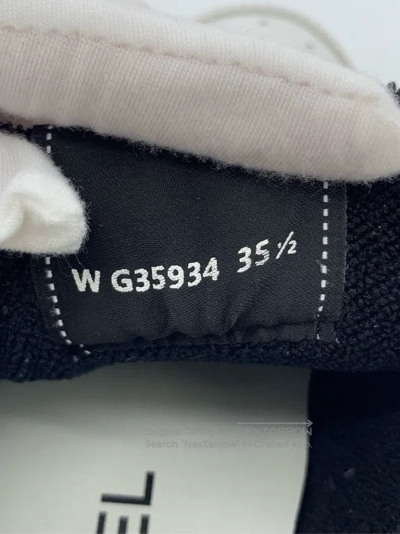 Chanel Chanel Logo black and white panda lacing casual shoes snea Size US 5 / IT 35 - 6 Thumbnail