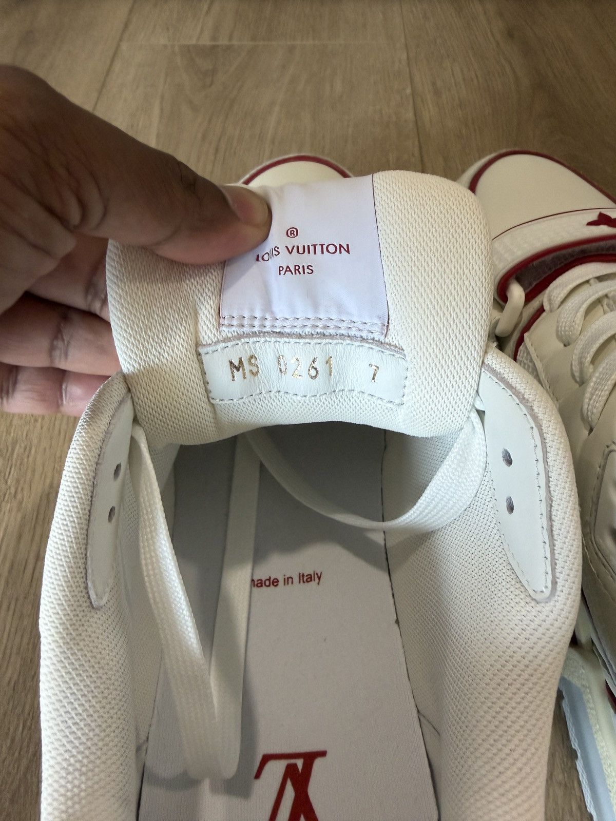 Louis Vuitton LOUIS VUITTON TRAINER RED WHITE VIRGIL Size US 8 / EU 41 - 8 Thumbnail