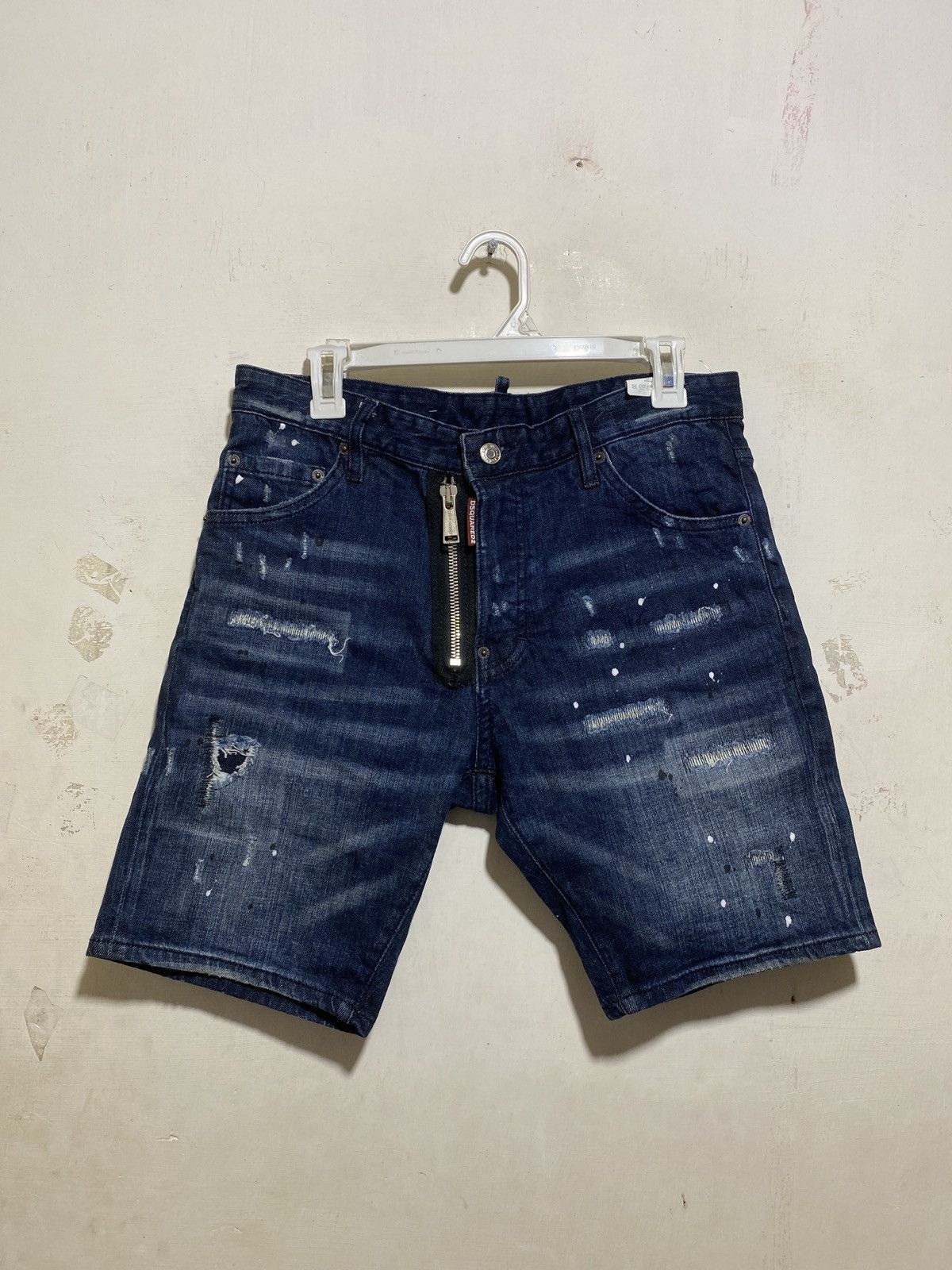 Dsquared2 Dsquared2 Short Pants Size US 33 - 1 Thumbnail