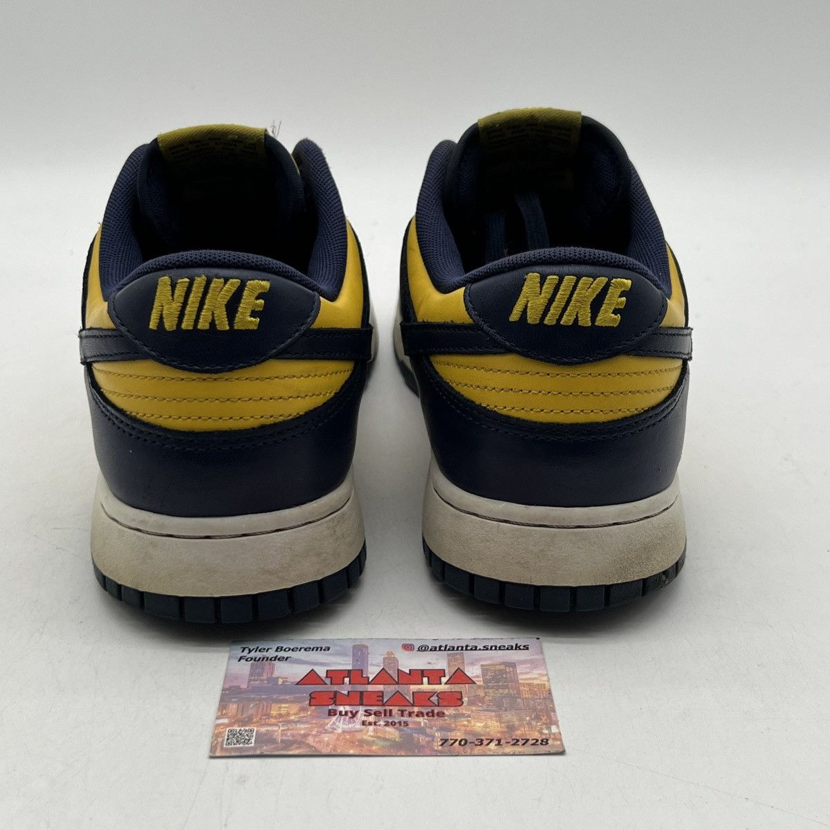 Nike Nike dunk low Michigan Size US 12 / EU 45 - 3 Thumbnail