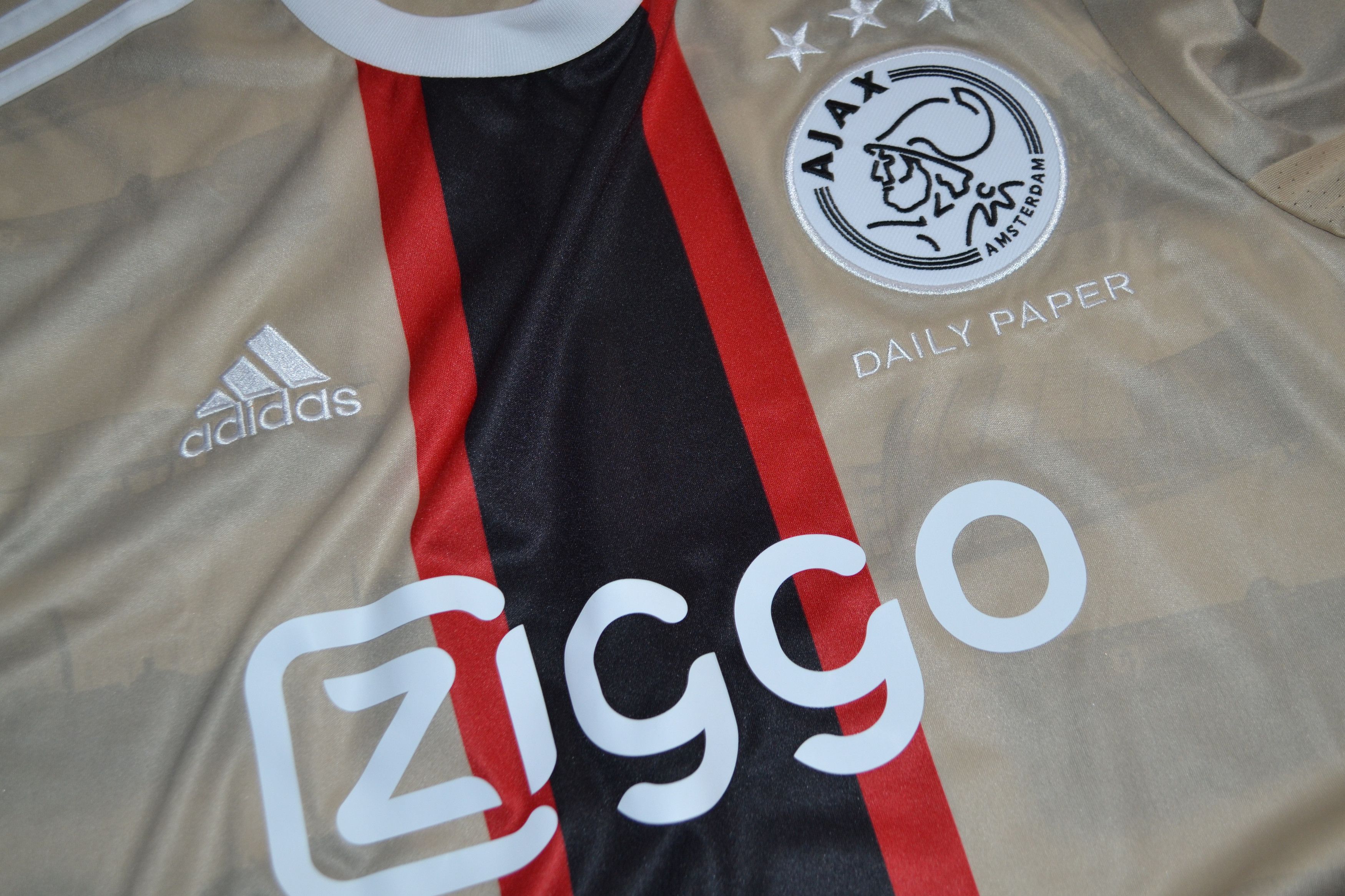 Adidas Ajax Amsterdam Third Shirt 2022 2023 Kit Soccer Jersey Size US S / EU 44-46 / 1 - 5 Thumbnail
