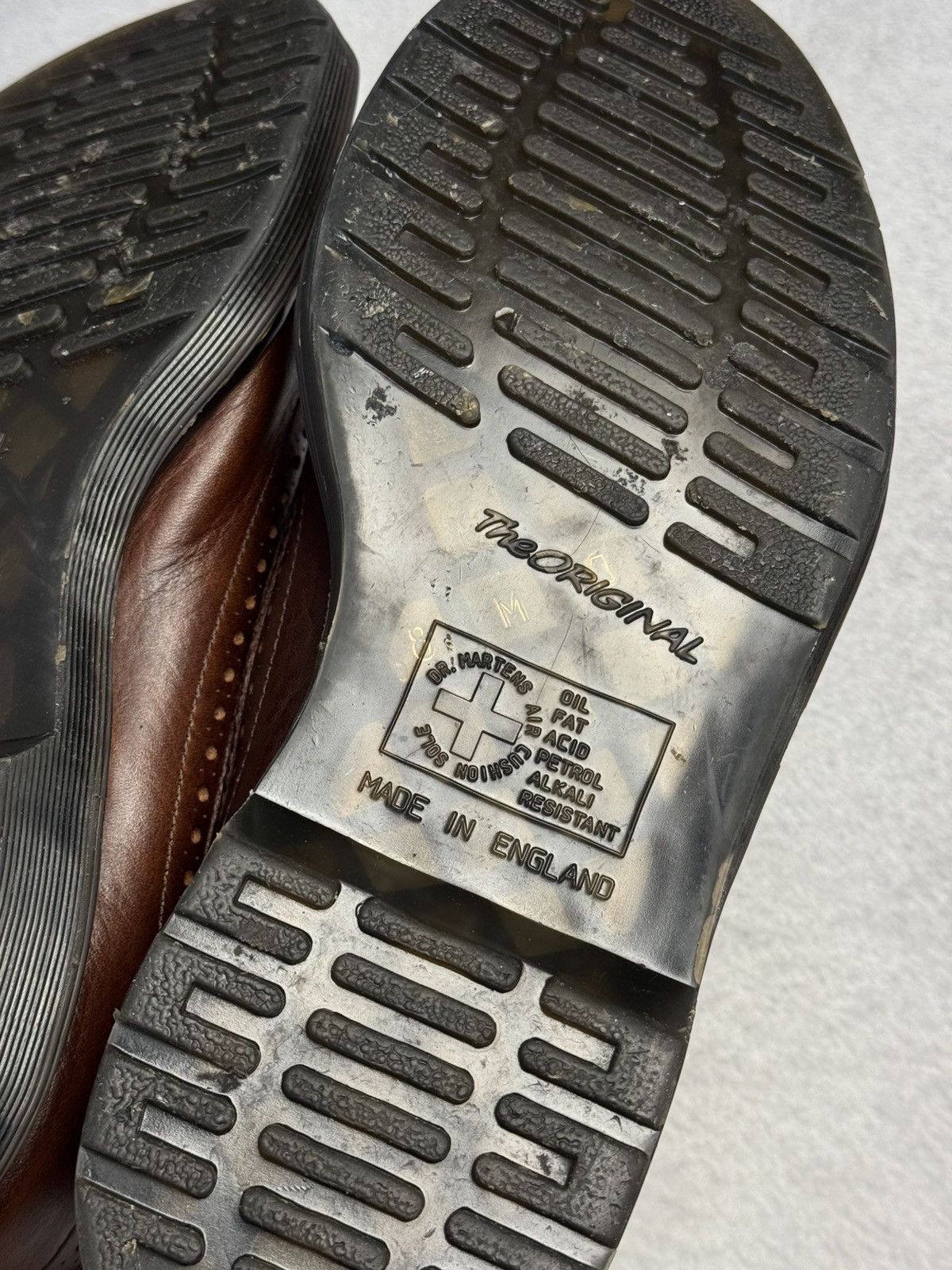 Dr. Martens Dr. Martens Doc Made in England 3989 Camo Leather Brogue US8 Size US 8 / EU 41 - 12 Thumbnail