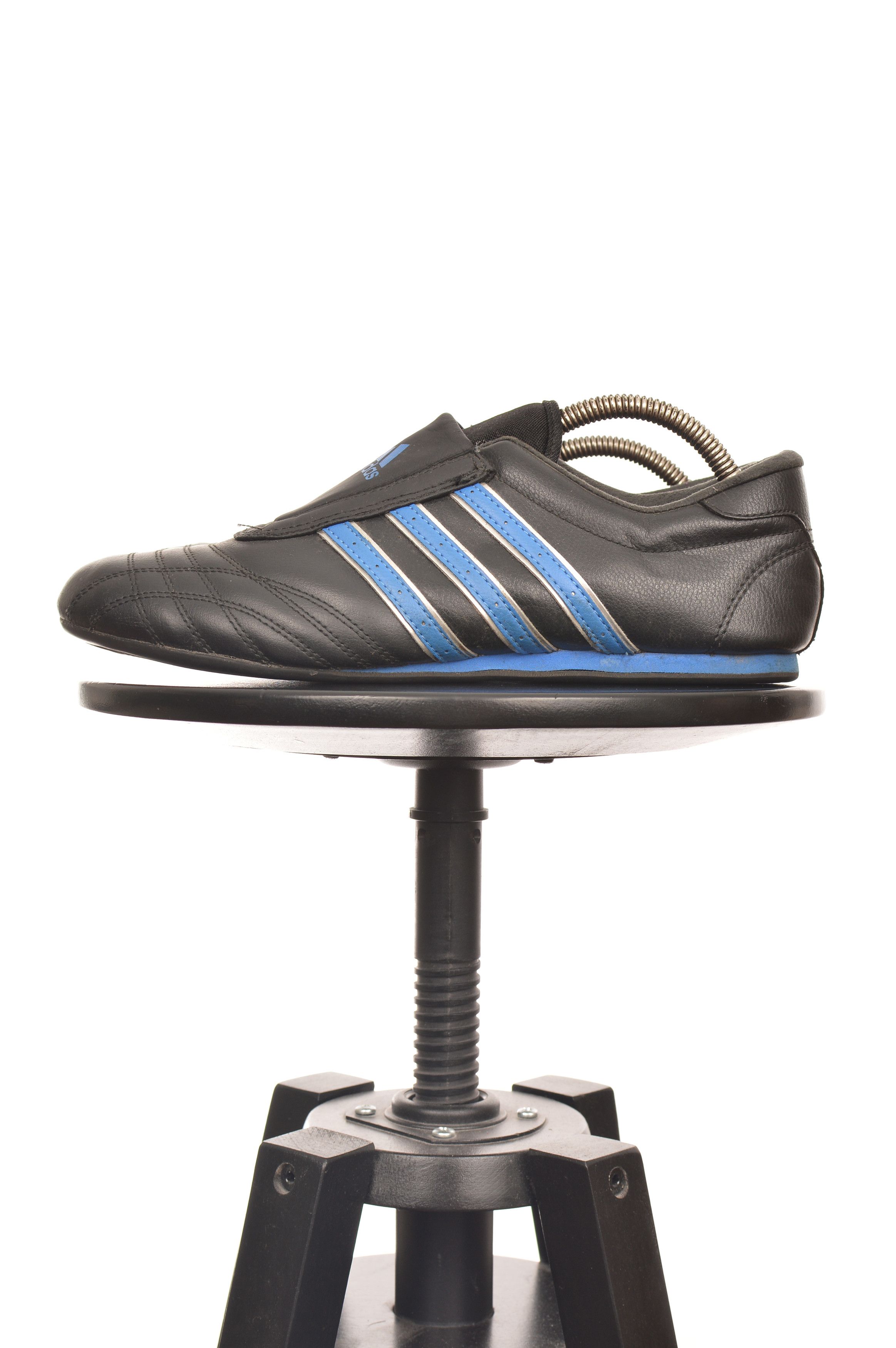 Adidas Adidas Taekwondo Martial Arts Black/Blue Sneakers Size US 9 / EU 42 - 1 Thumbnail
