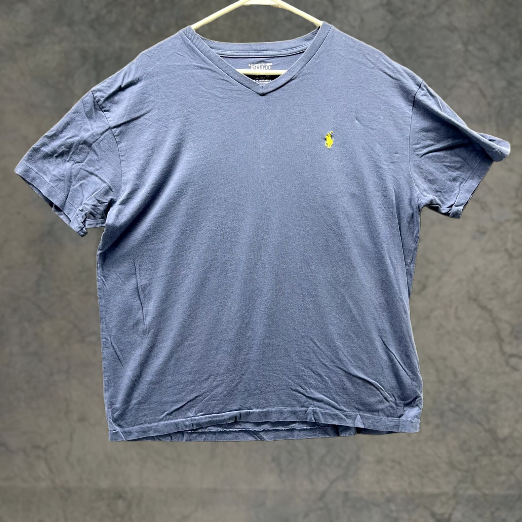 Polo Ralph Lauren Polo Ralph Lauren Shirt Mens Medium Blue V-Neck Yellow Pony Logo Cotton Casual Shirts T-Shirt Short Sleeve Size US M / EU 48-50 / 2 - 1 Thumbnail