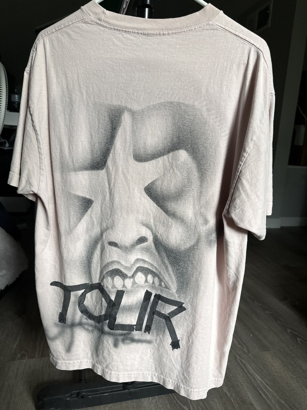 Travis Scott Travis scott Astroworld Tour T- Shirt Size US M / EU 48-50 / 2 - 2 Thumbnail