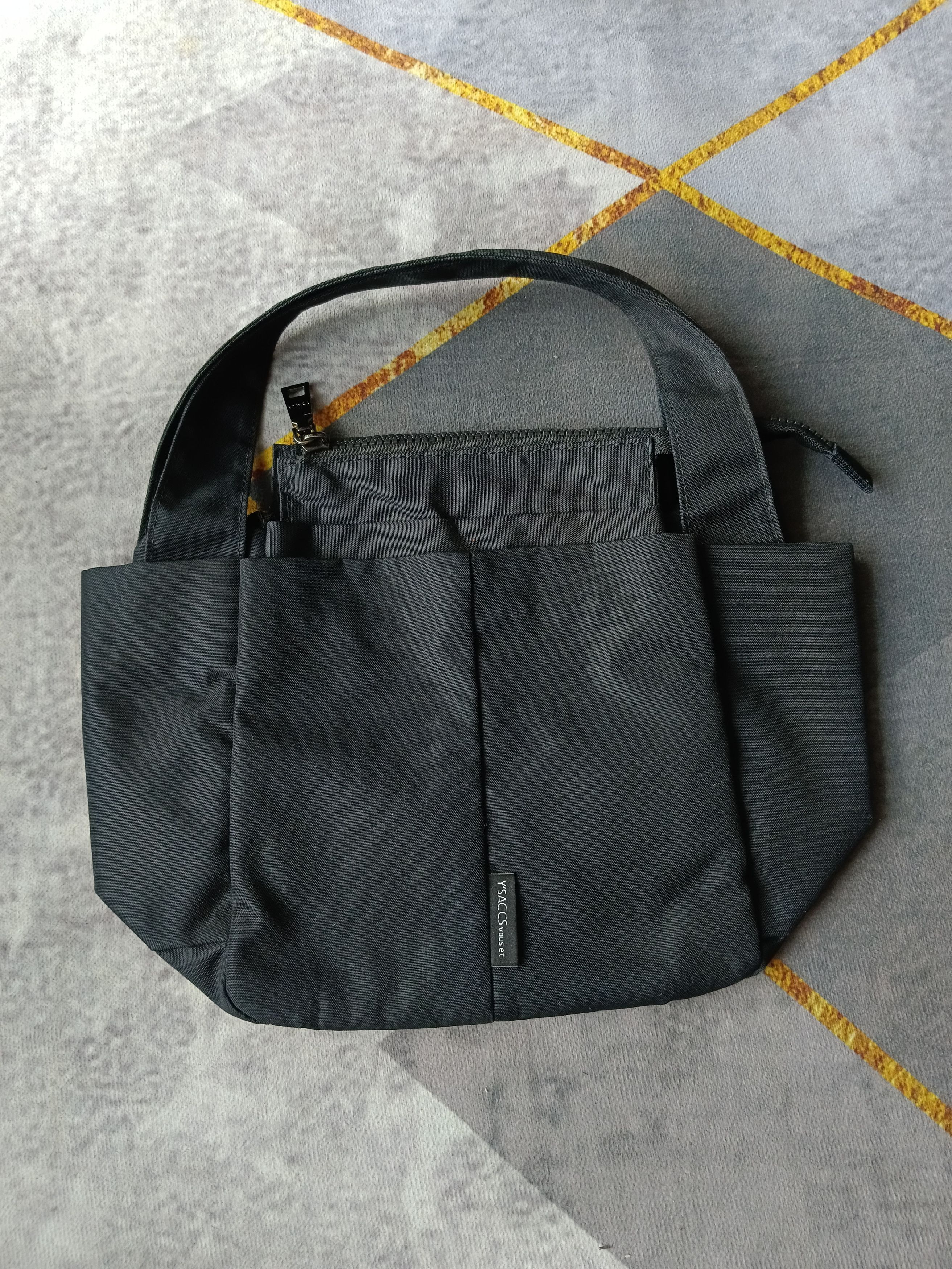Yohji Yamamoto YOHJI YAMAMOTO YSAC ICONIC BLACK Size ONE SIZE - 1 Thumbnail