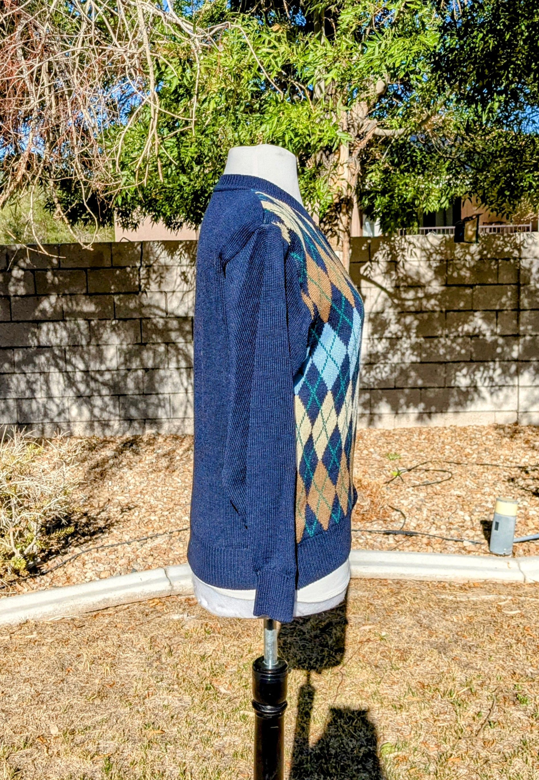 Vintage Vintage Pinion Japan Argyle Petite Cardigan Top Sweater EUC Size L / US 10 / IT 46 - 3 Thumbnail