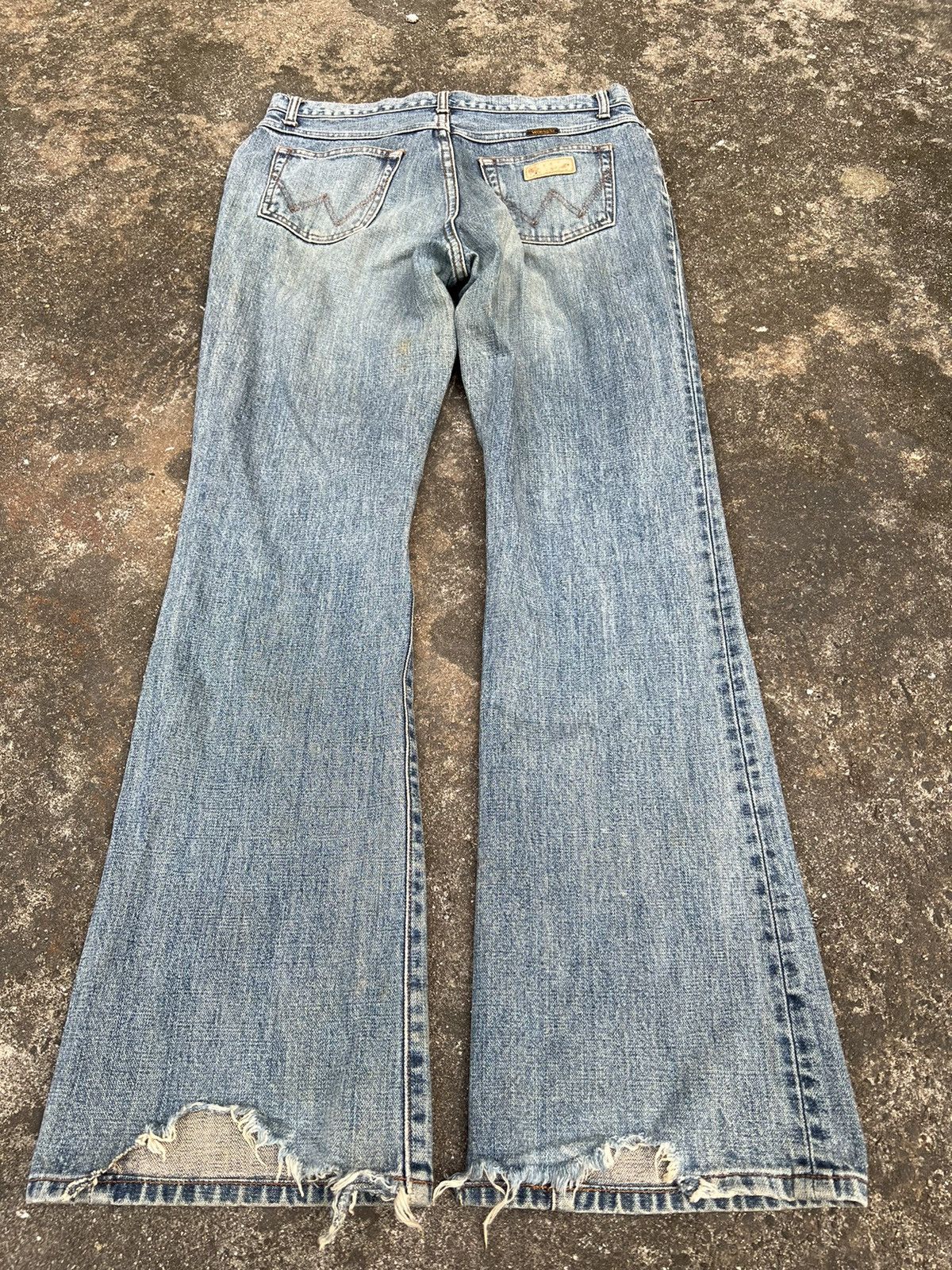 Japanese Brand × Wrangler 💥Flare💥 wrangler Distressed Mud Wash Jeans Size US 30 / EU 46 - 2 Thumbnail
