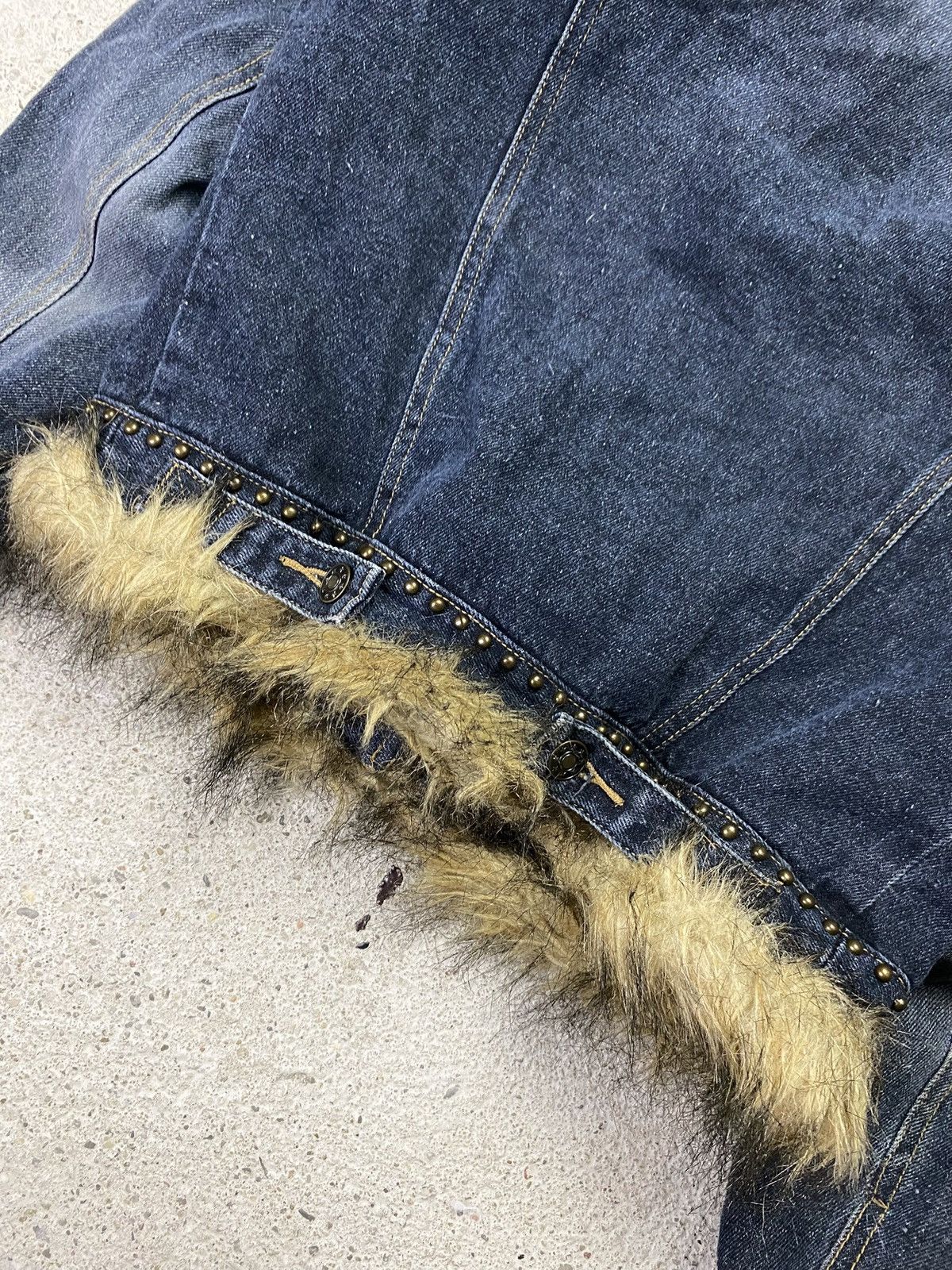 Japanese Brand Vintage faux fur denim jeans jacket if six was nine japan Size S / US 4 / IT 40 - 10 Thumbnail