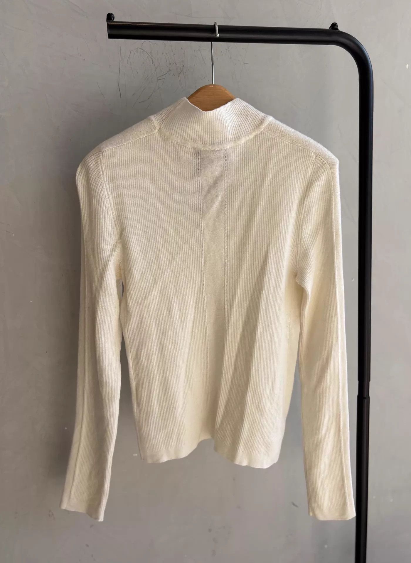 Vivienne Westwood Vivienne Westwood Deadstock White Fitted Knit Top XS Size XS / US 0-2 / IT 36-38 - 3 Thumbnail