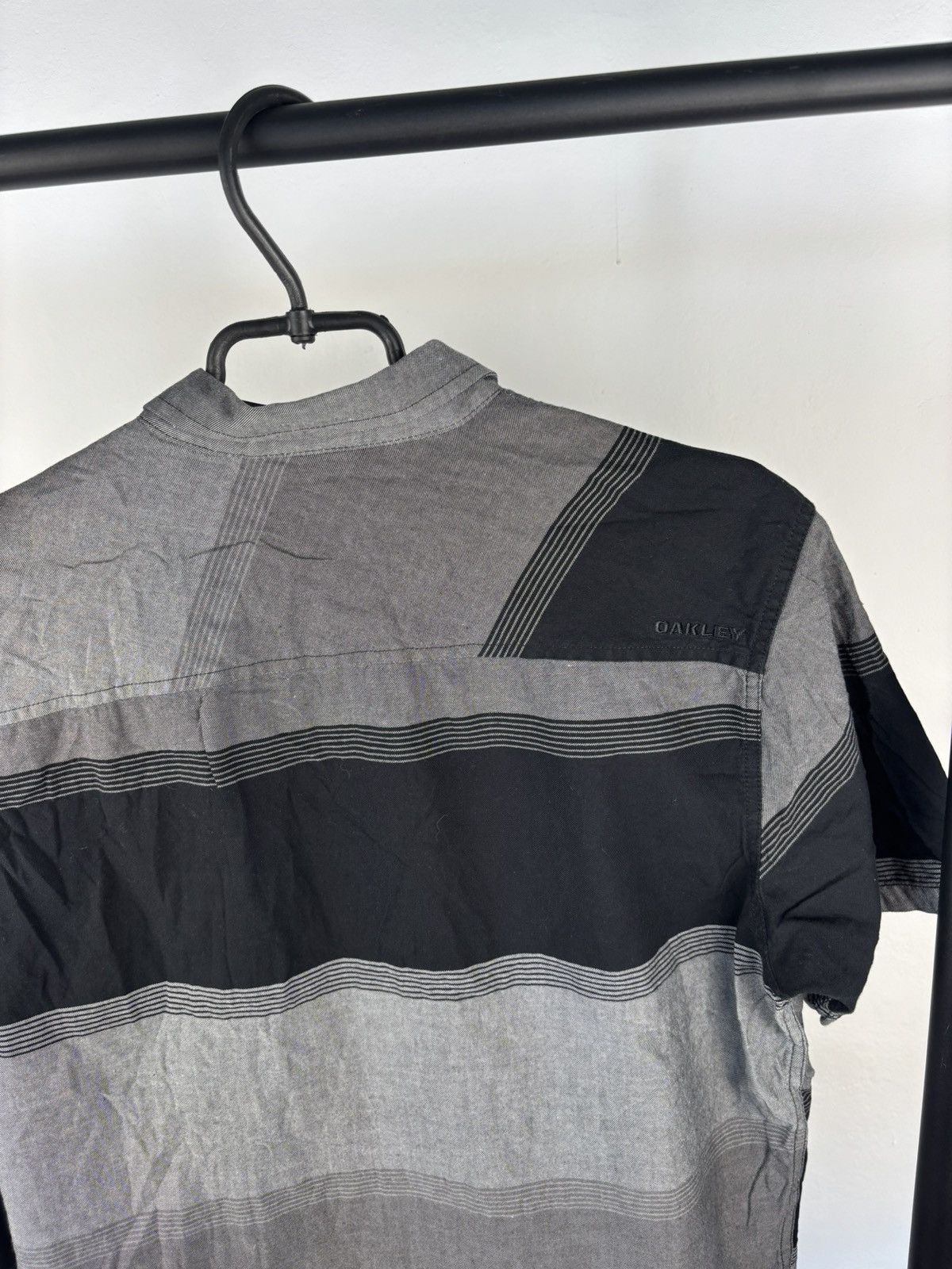 Oakley Oakley vintage shirts size M Size US M / EU 48-50 / 2 - 5 Thumbnail