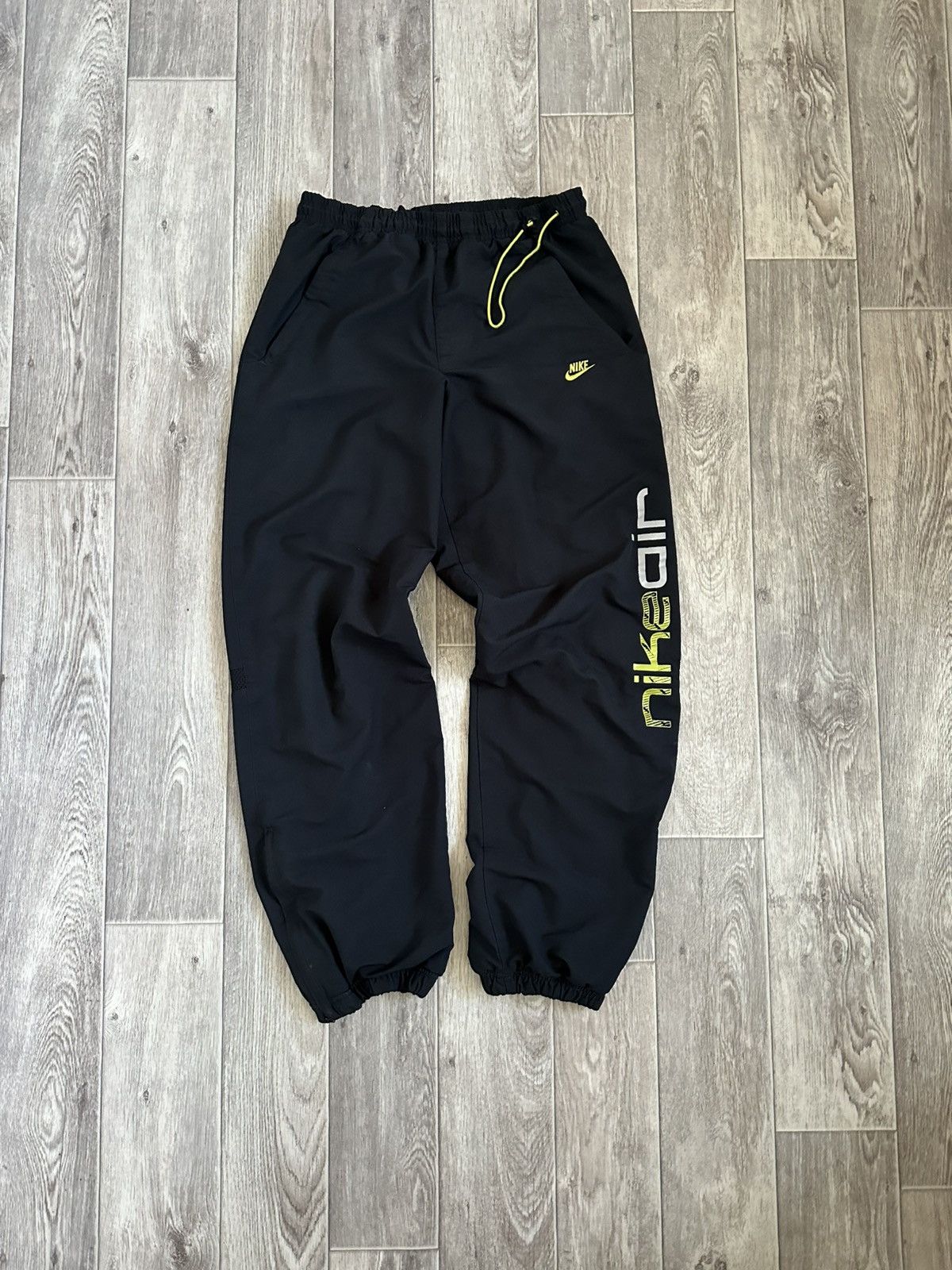 Nike × Vintage Nike Vintage 00s Air Max Drill Y2K Nylon Baggy Pants S size Size US 31 - 1 Thumbnail