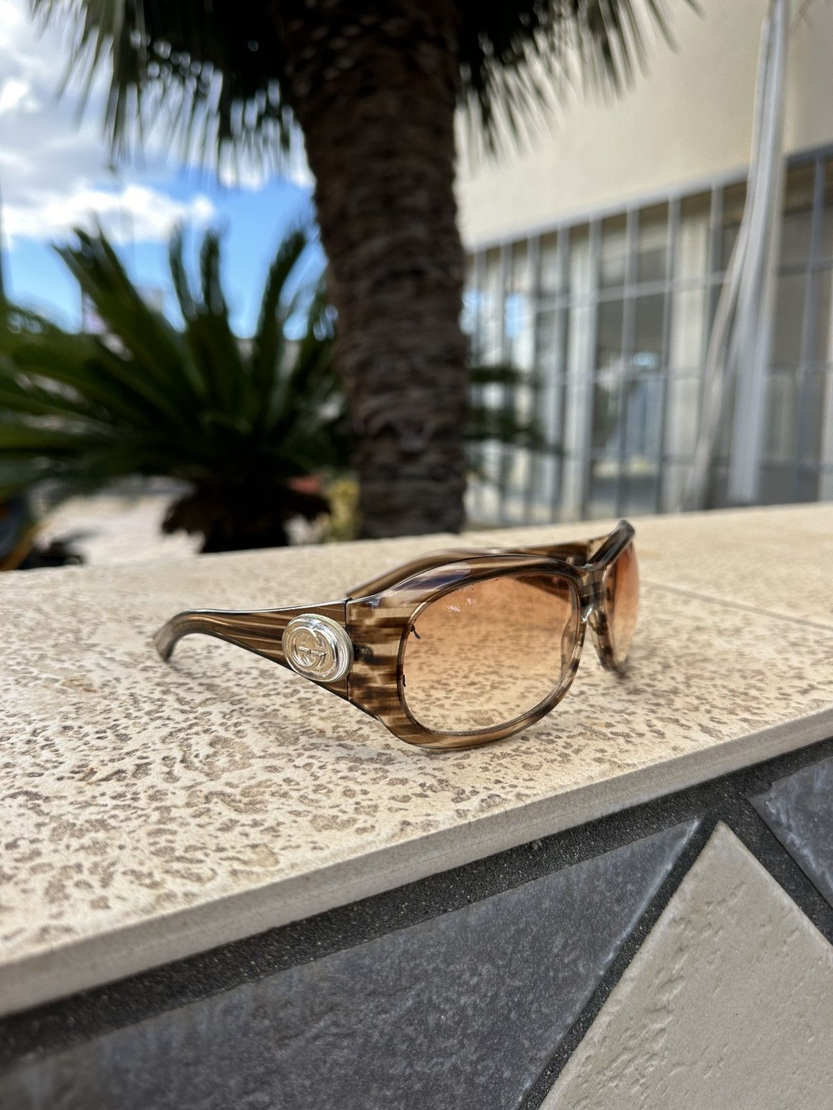 Gucci × Vintage Gucci Sunglasses Vintage GG 2937/S Brown Size ONE SIZE - 2 Thumbnail