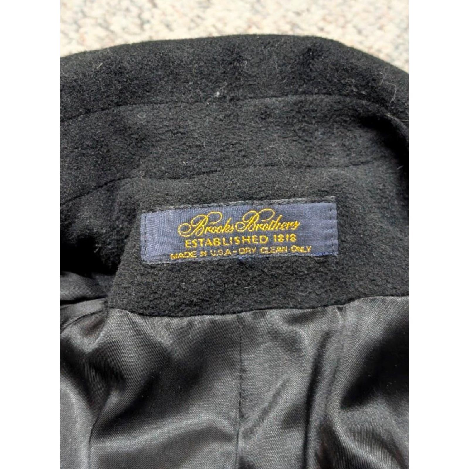 Brooks Brothers VINTAGE Brooks Brothers black Wool Overcoat Belted Double Breasted Women's Small XS? Size S / US 4 / IT 40 - 4 Thumbnail