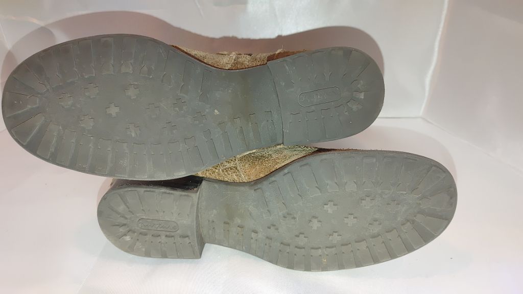 Other Nurture Suede Suze Booties Size 9 Size US 9 / IT 39 - 7 Thumbnail