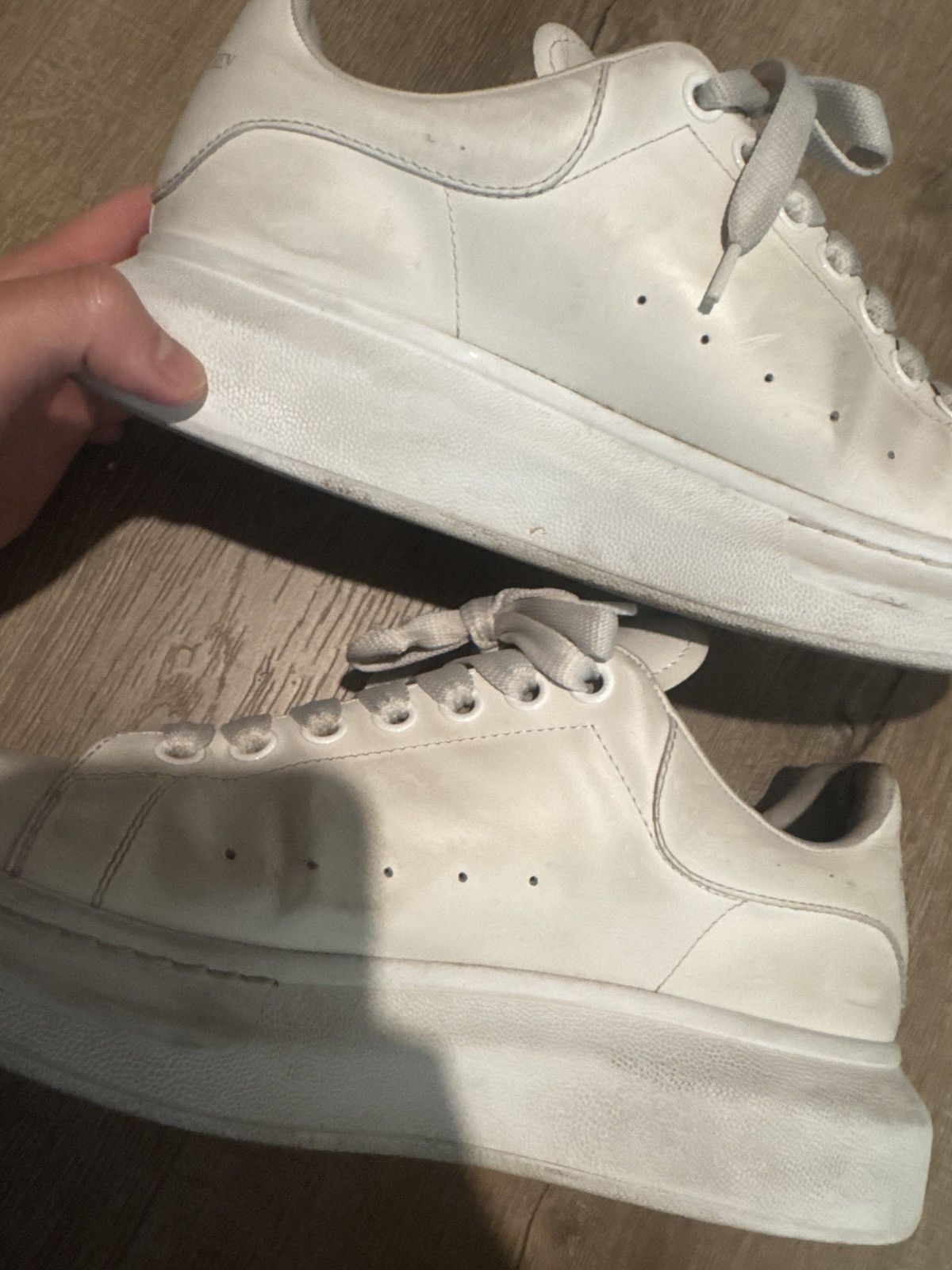 Alexander McQueen Alexander McQueen Oversized Sneakers (all white) Size US 9 / EU 42 - 2 Thumbnail