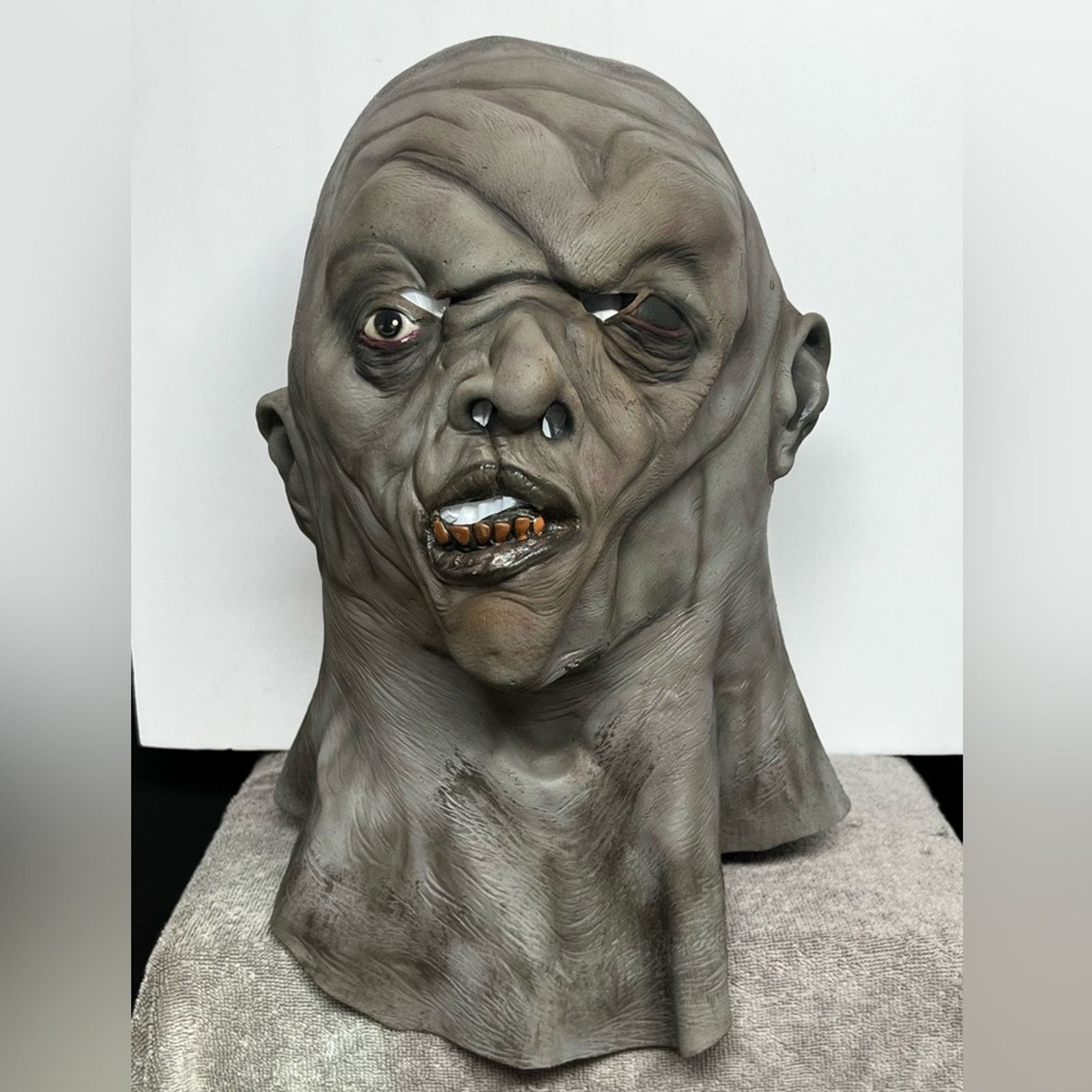 Other Friday the 13th Jason Vorhees Full Head Mask New Line Prod Size ONE SIZE - 1 Thumbnail