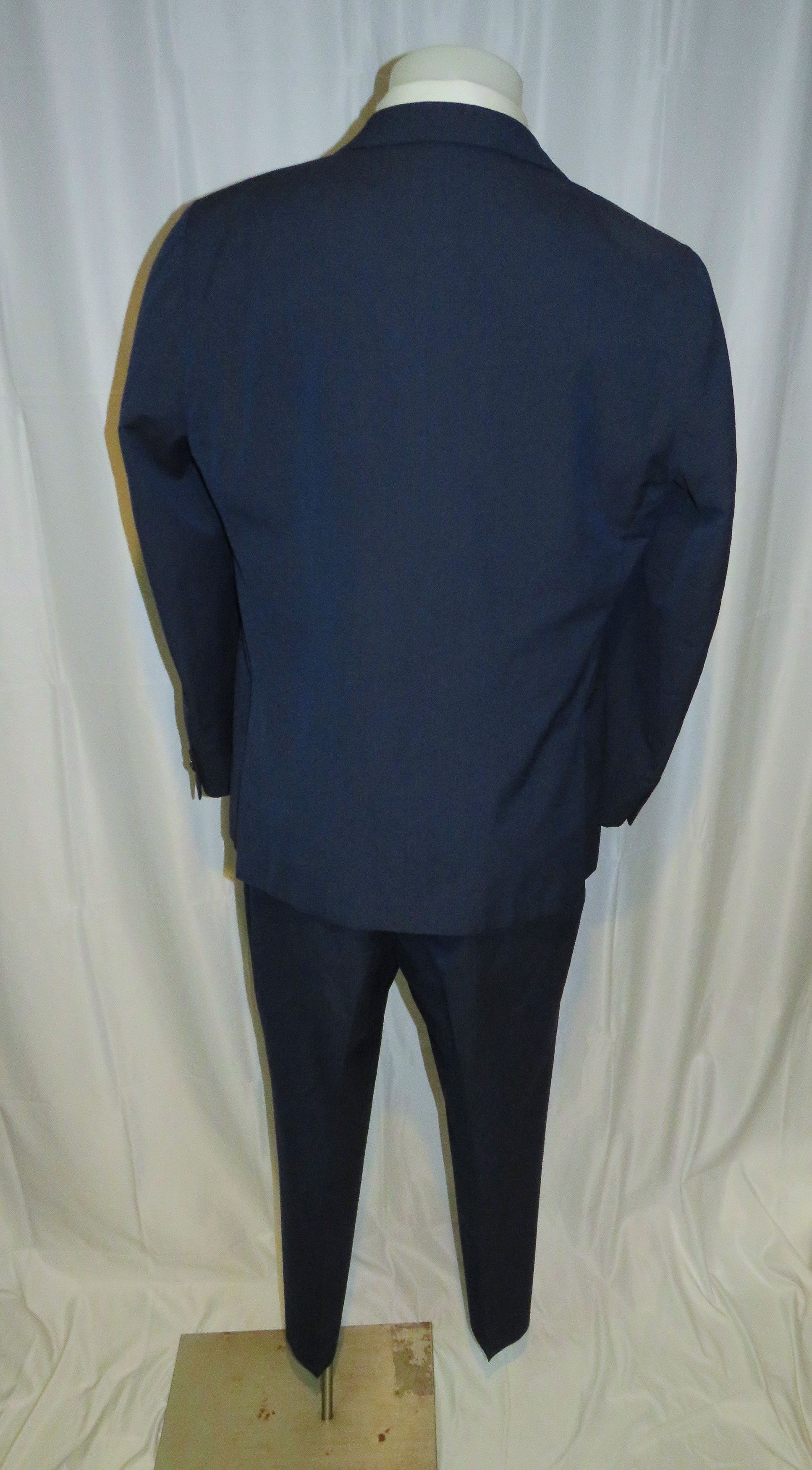 Ermenegildo Zegna Su Misura High Performance Current Three Roll Two Suit 44R Size 44R - 2 Thumbnail