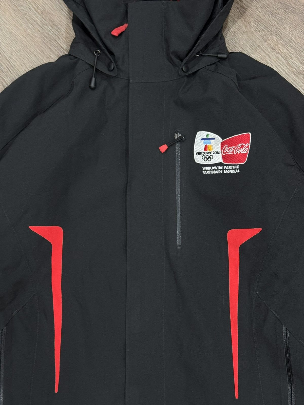 Coca Cola 2010 Winter Olympics Coca-Cola/Spyder Men's Leader Jacket Size US M / EU 48-50 / 2 - 6 Thumbnail