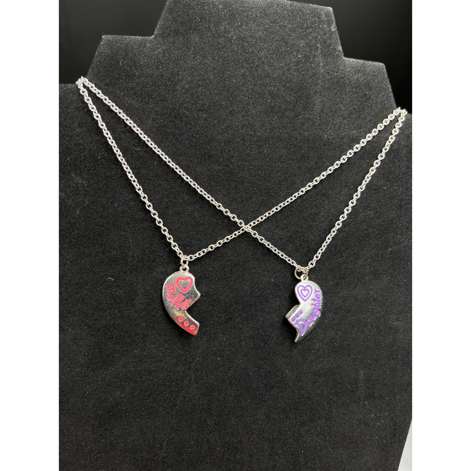 Other Mother and Daughter Heart Pendant Necklace Set SKU 055 Size ONE SIZE - 2 Thumbnail