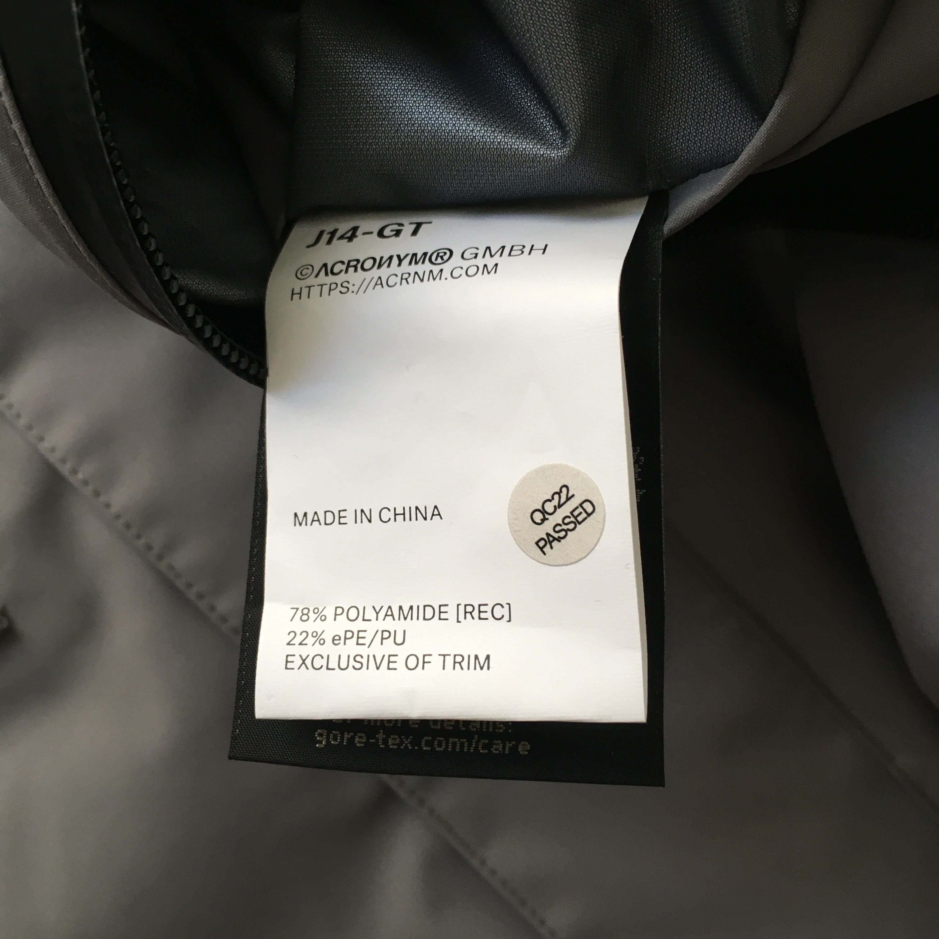 Acronym × Errolson Hugh × Goretex J14GT Size US S / EU 44-46 / 1 - 18 Thumbnail