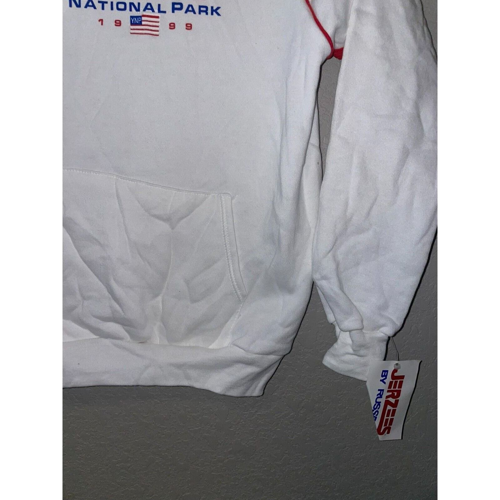 Jerzees Vintage Yellowstone Hoodie National Park White VTG 90s Small Size US S / EU 44-46 / 1 - 7 Thumbnail