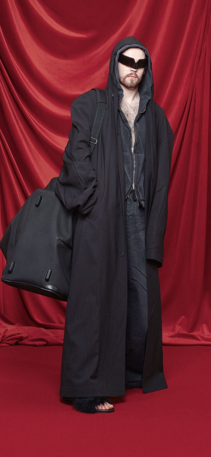 Balenciaga S/S 24 Black Wool Hooded Cloak Jacket Size US XL / EU 56 / 4 - 1 Thumbnail