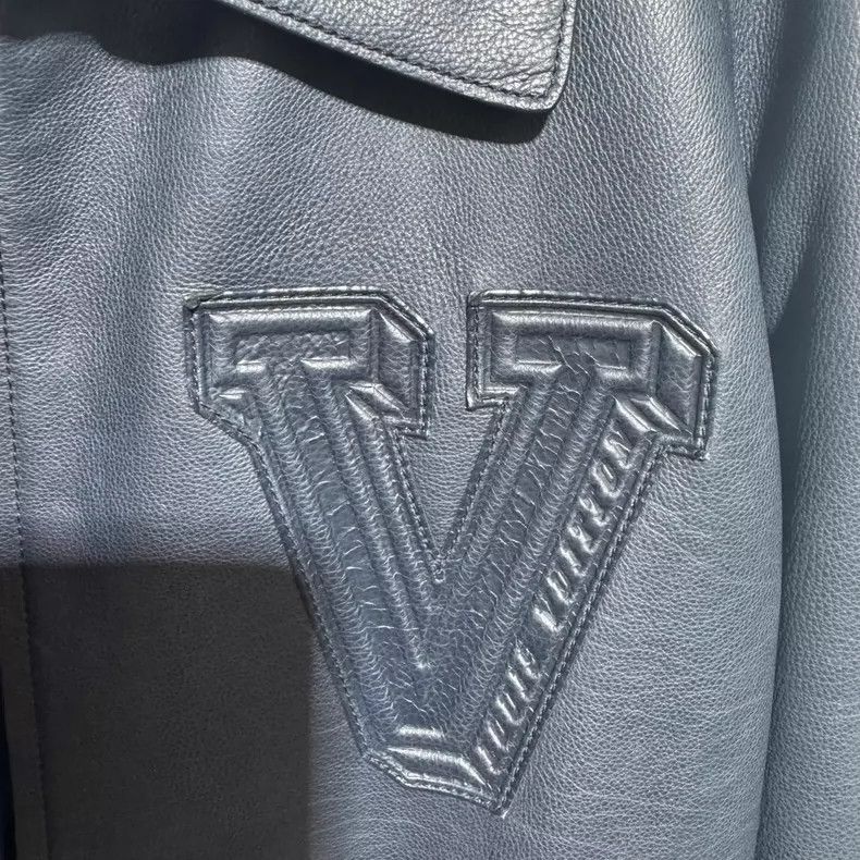 Louis Vuitton Louis Vuitton Leather jacket with logo print jacket Size US M / EU 48-50 / 2 - 3 Thumbnail