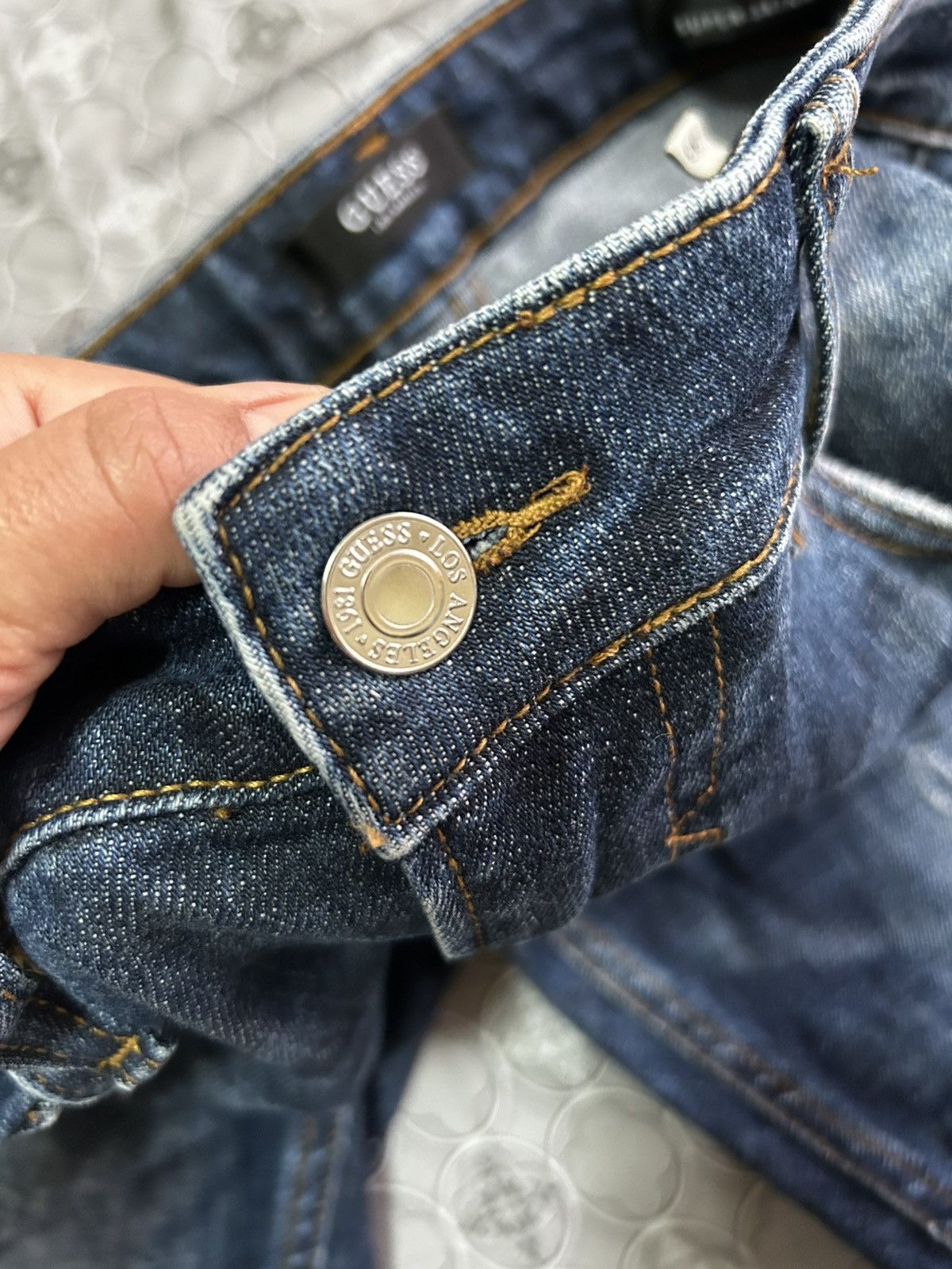 Guess Authentic Guess Los Angeles Miami Super Skinny Jeans Size US 33 - 6 Thumbnail