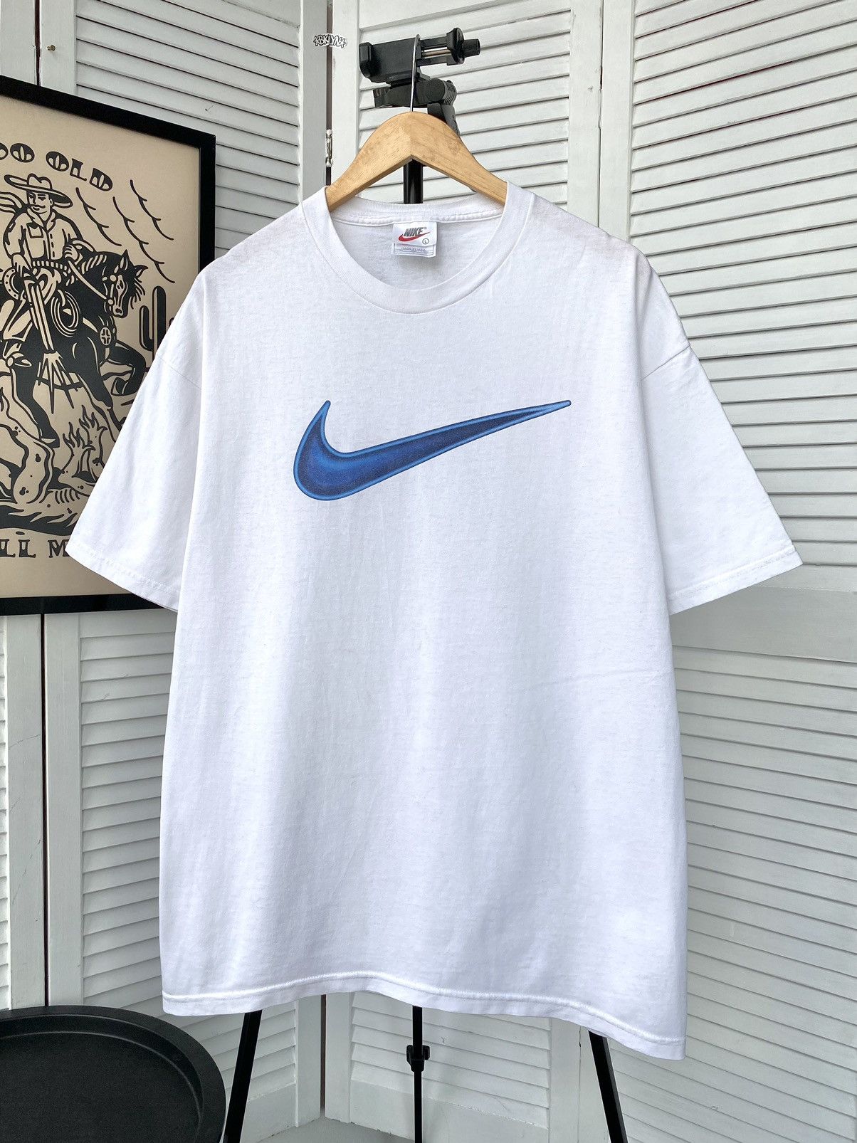 Nike × Vintage Nike Vintage Center Big Swoosh 3D Logo Baggy Tee Shirt Size US L / EU 52-54 / 3 - 3 Thumbnail