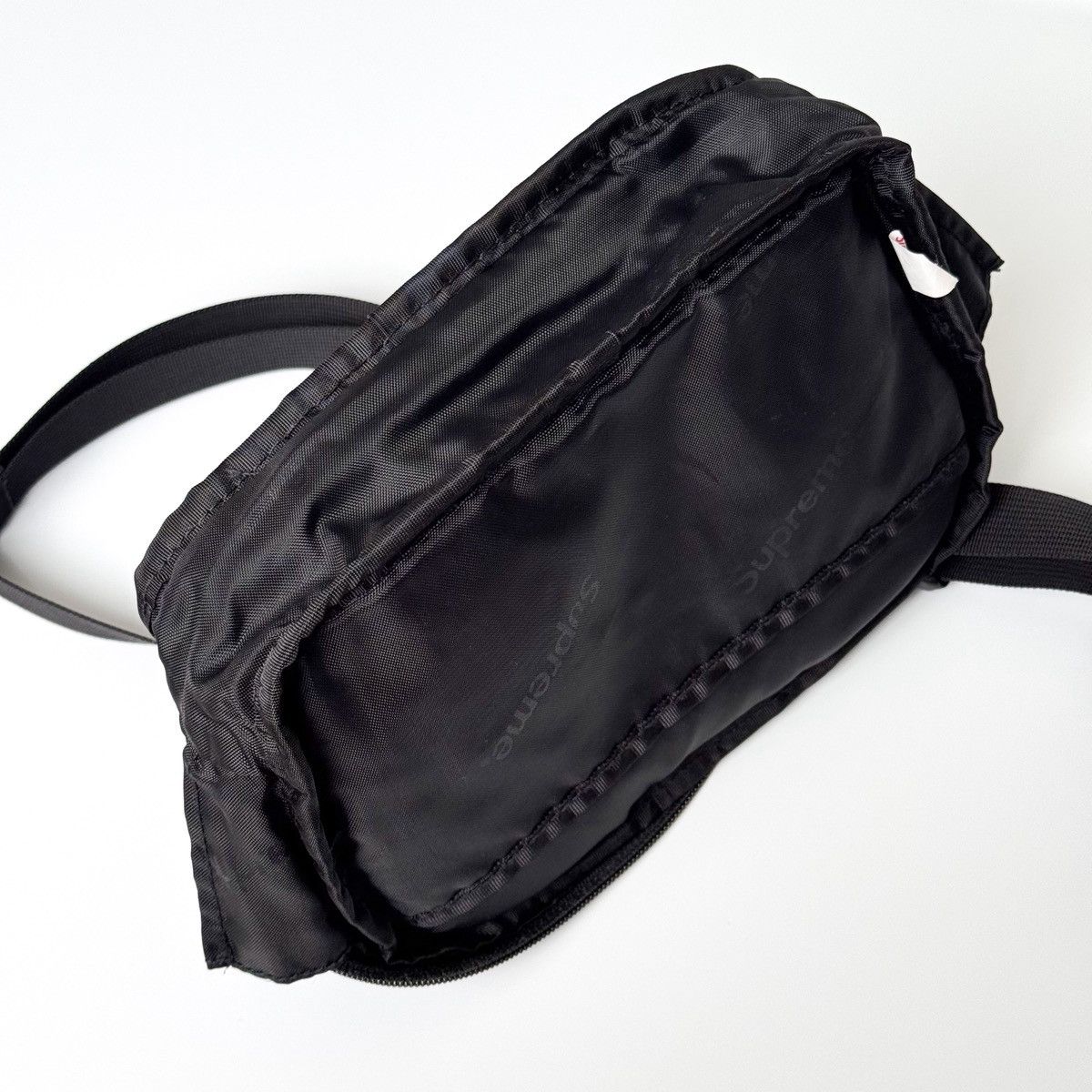 Supreme Shoulder Bag (FW18)