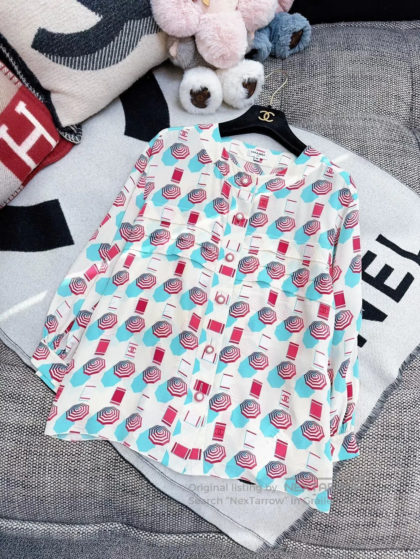 Chanel Chanel 19s Beach Series Silk Shirt. Size US M / EU 48-50 / 2 - 3 Thumbnail