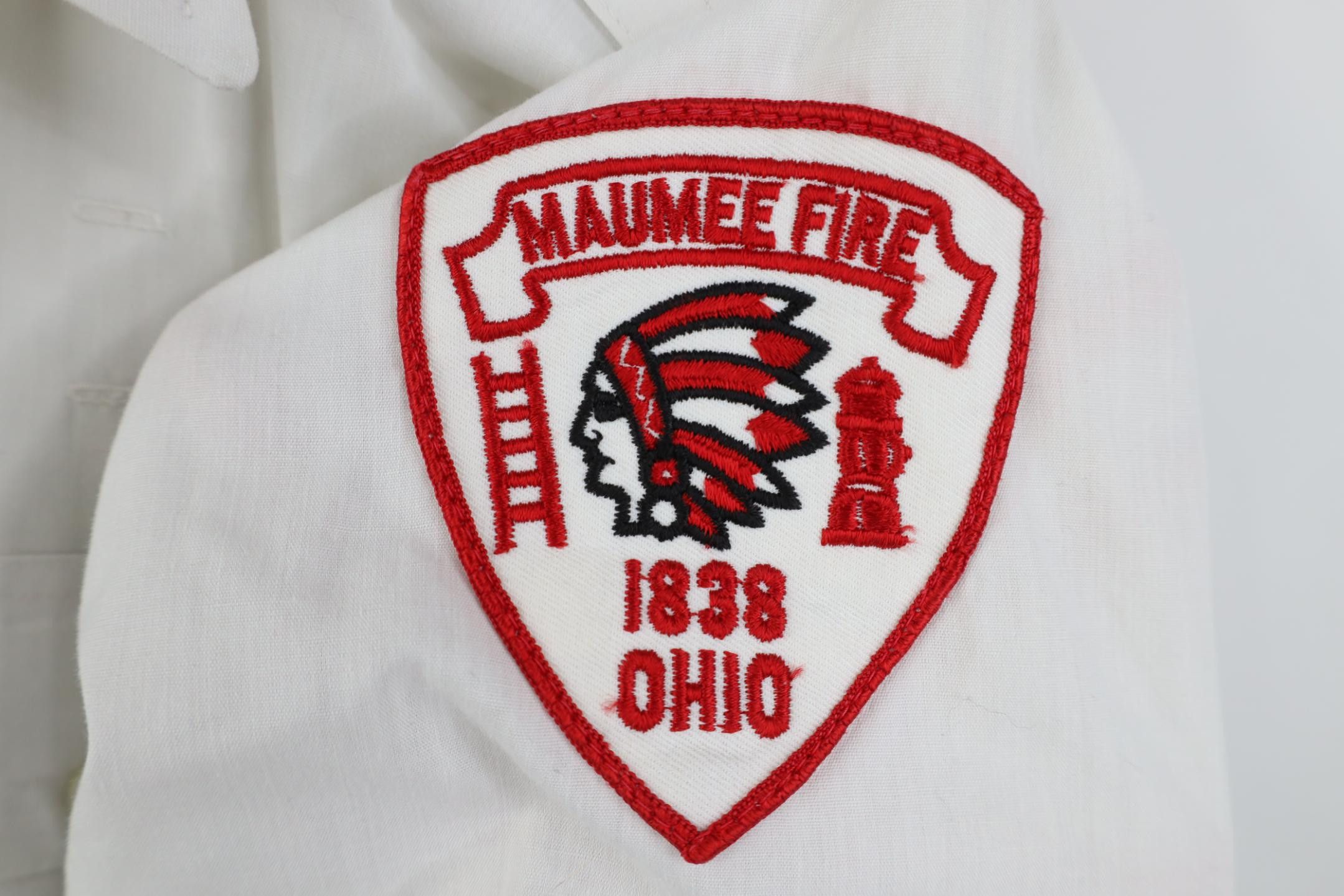 Vintage Vintage 70s Maumee Fire Department Button Shirt White USA Size US M / EU 48-50 / 2 - 4 Thumbnail
