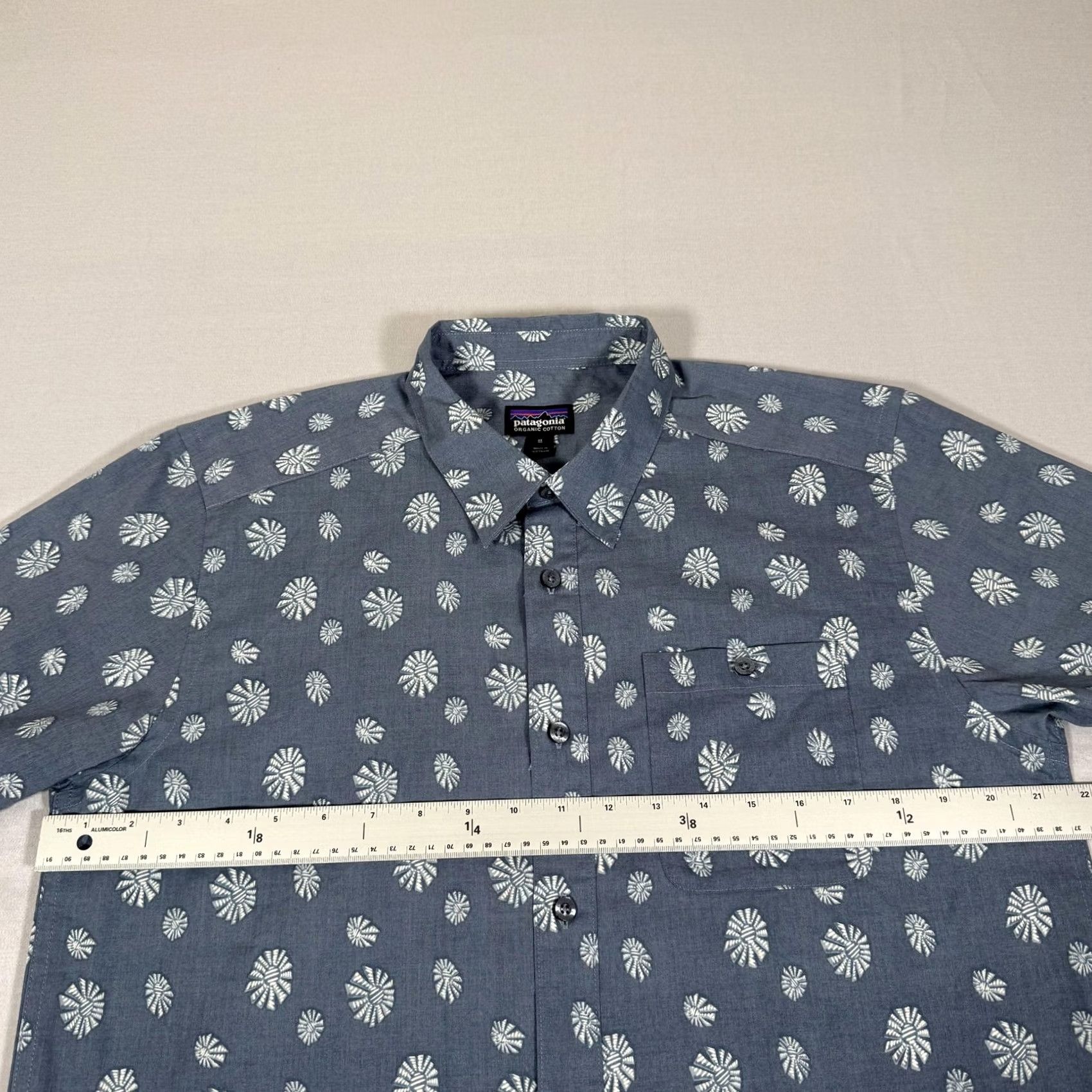 Patagonia Patagonia Shirt Mens Medium Blue Go To Button Up Organic Cotton Stretch Hike Size US M / EU 48-50 / 2 - 5 Thumbnail