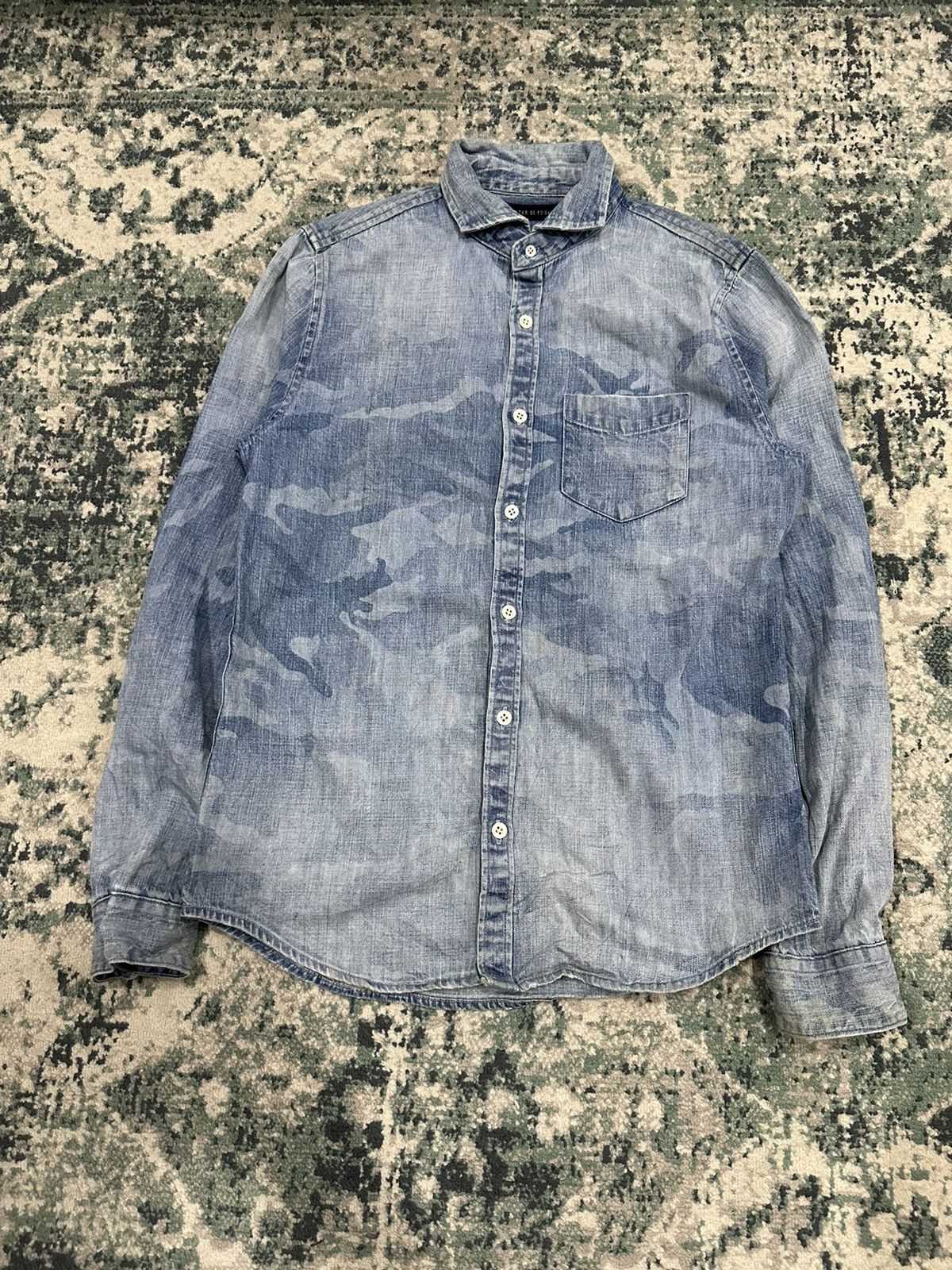 GOSTAR DE FUGA Gostar De Fuga Acid Wash Camo Button Up Shirt Size US S / EU 44-46 / 1 - 7 Thumbnail