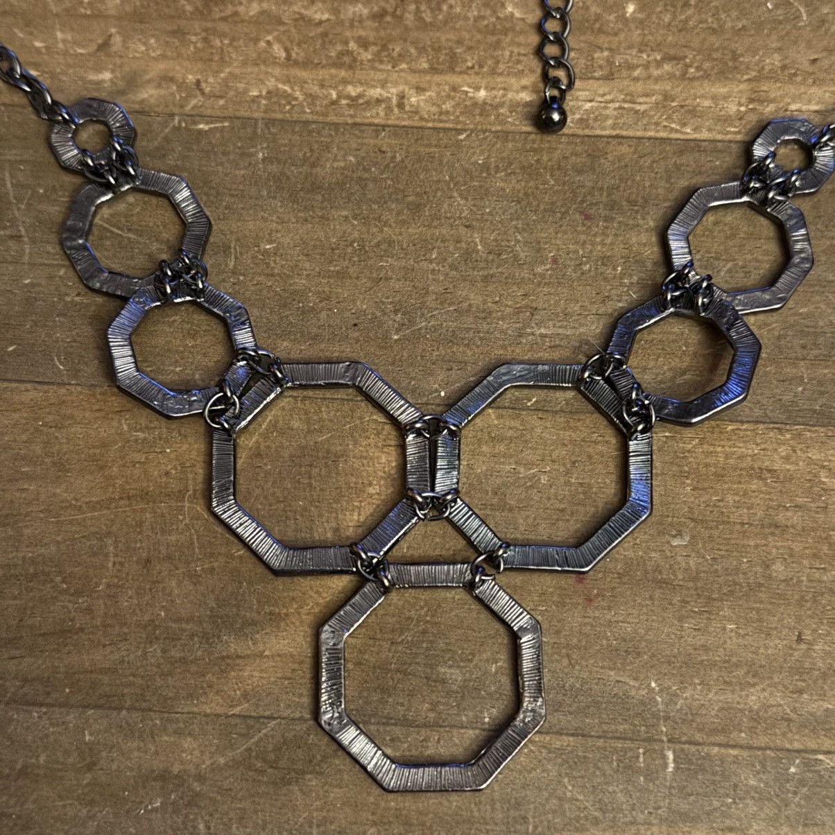 Other Gunmetal rhinestone hexagon bib necklace Size ONE SIZE - 2 Thumbnail