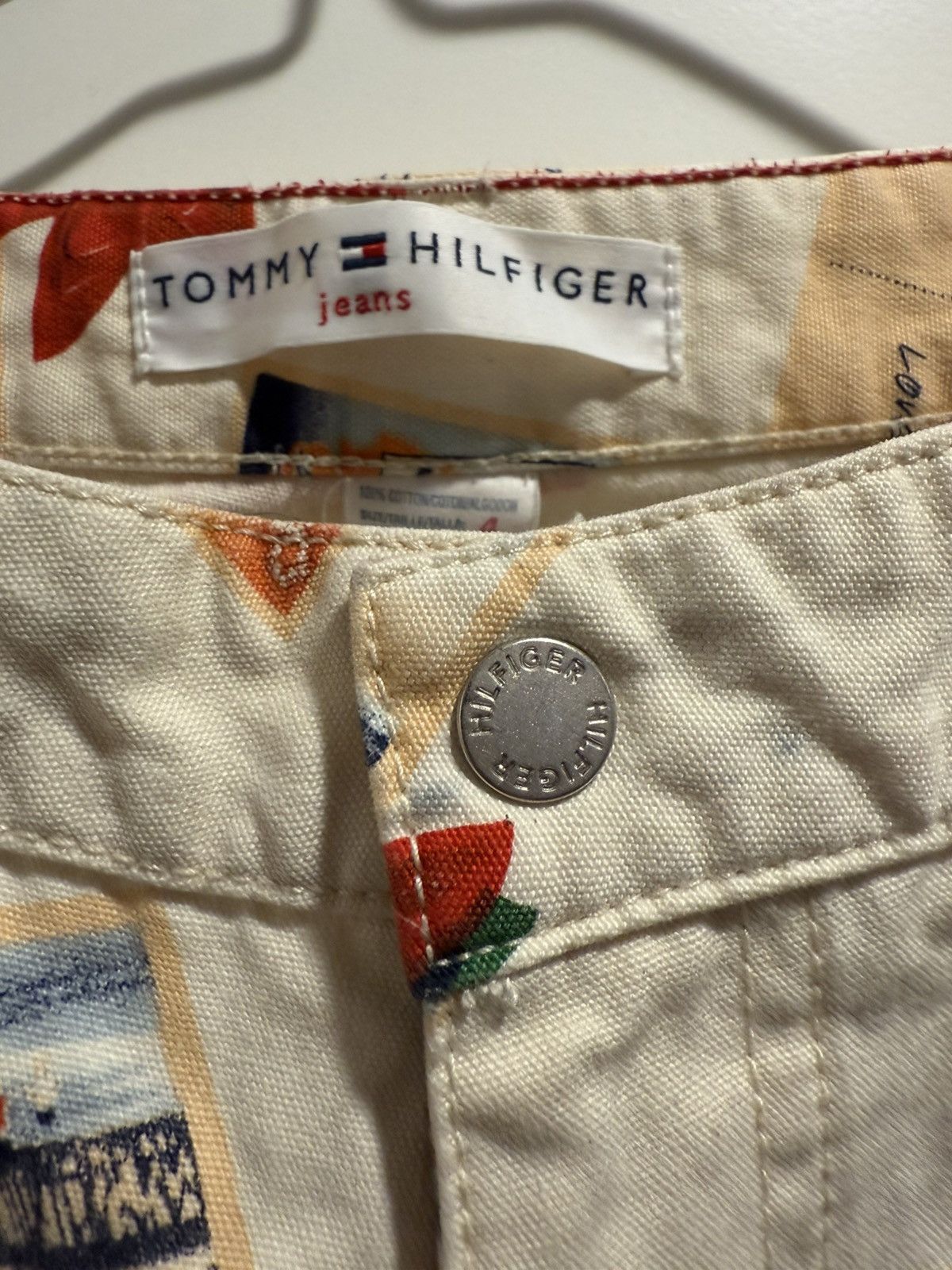 Tommy Hilfiger Tommy Hilfiger Postage Print Vintage Capri Jeans Size 27" / US 4 / IT 40 - 3 Thumbnail