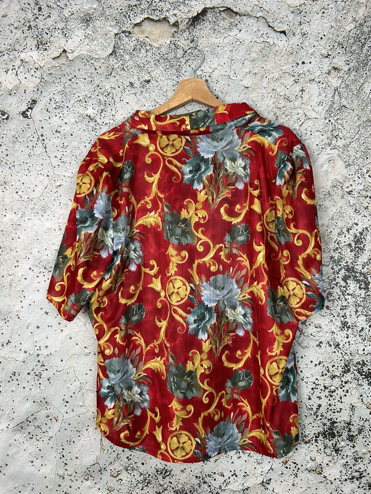 Vintage Vintage Red Floral Shirt 90s Avantgarde Hype Skate Grunge Size US L / EU 52-54 / 3 - 4 Thumbnail