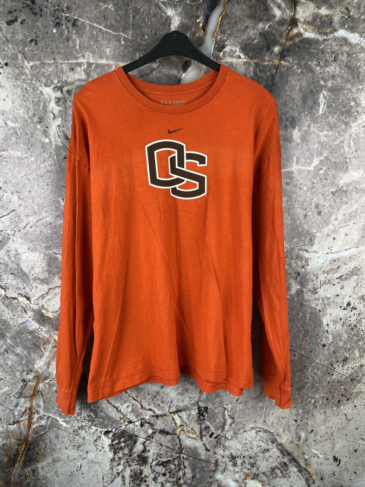 Vintage Men’s Nike Team OS Shirt Long Sleeve Vintage Size XL Size US XL / EU 56 / 4 - 1 Thumbnail