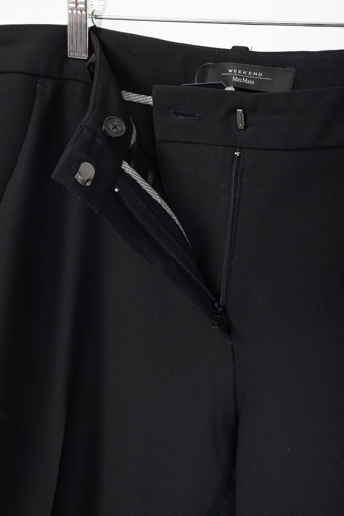 Weekend Max Mara Weekend Max Mara Cigarette Black Wool-Crepe Trousers Size 34" / US 12 / IT 48 - 7 Thumbnail
