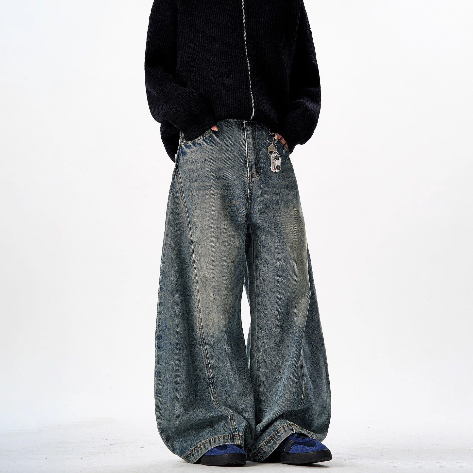 Vintage American retro washed men's straight leg baggy cutaway jeans Size US 32 / EU 48 - 2 Thumbnail