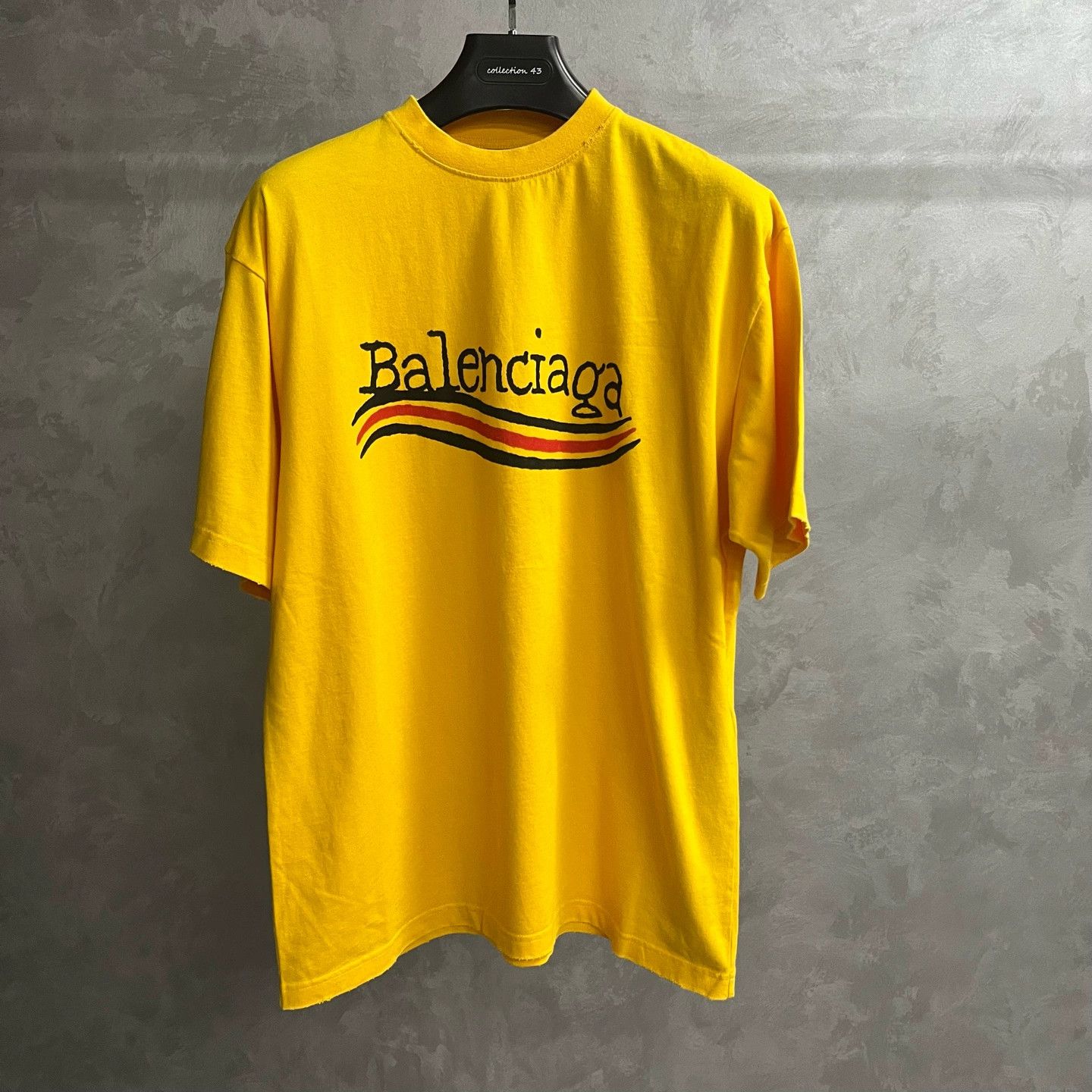 Balenciaga Balenciaga Yellow Logo Print Short-Sleeve T-Shirt - dmc Size US XS / EU 42 / 0 - 1 Thumbnail