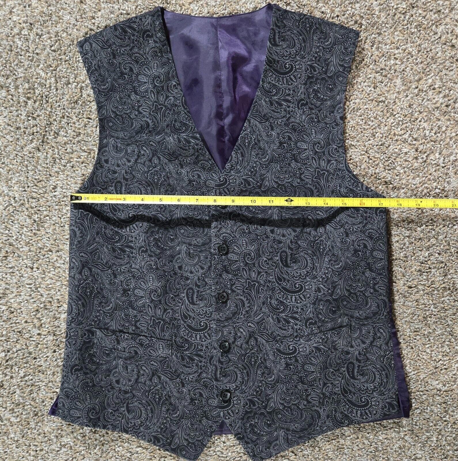 Designer Grey Suede Paisley Vest With Purple Interior Size 38R - 3 Thumbnail