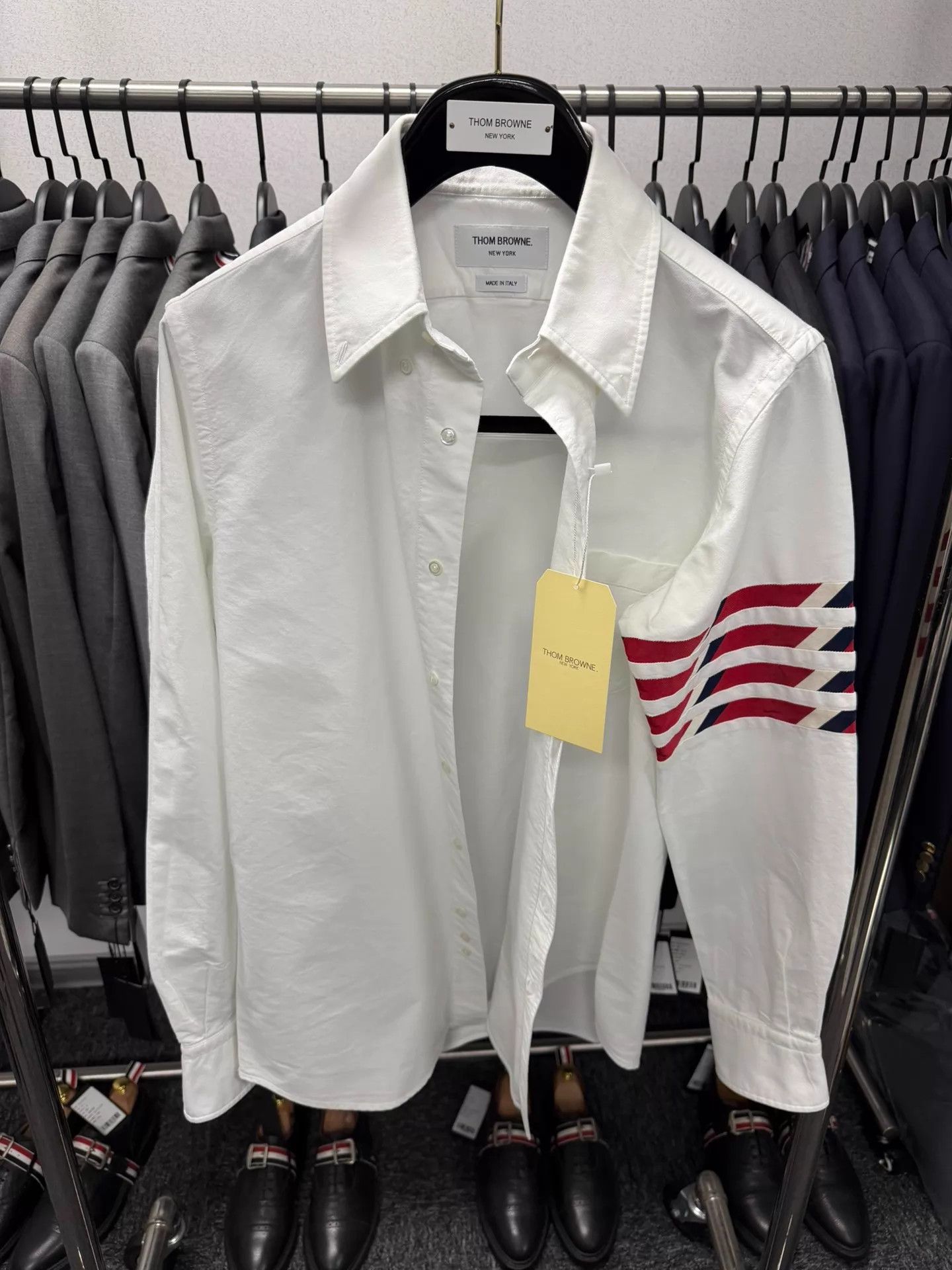 Thom Browne Thom Browne Men's 4-Bar White Shirt Size 2 New With Tags Size US M / EU 48-50 / 2 - 1 Thumbnail