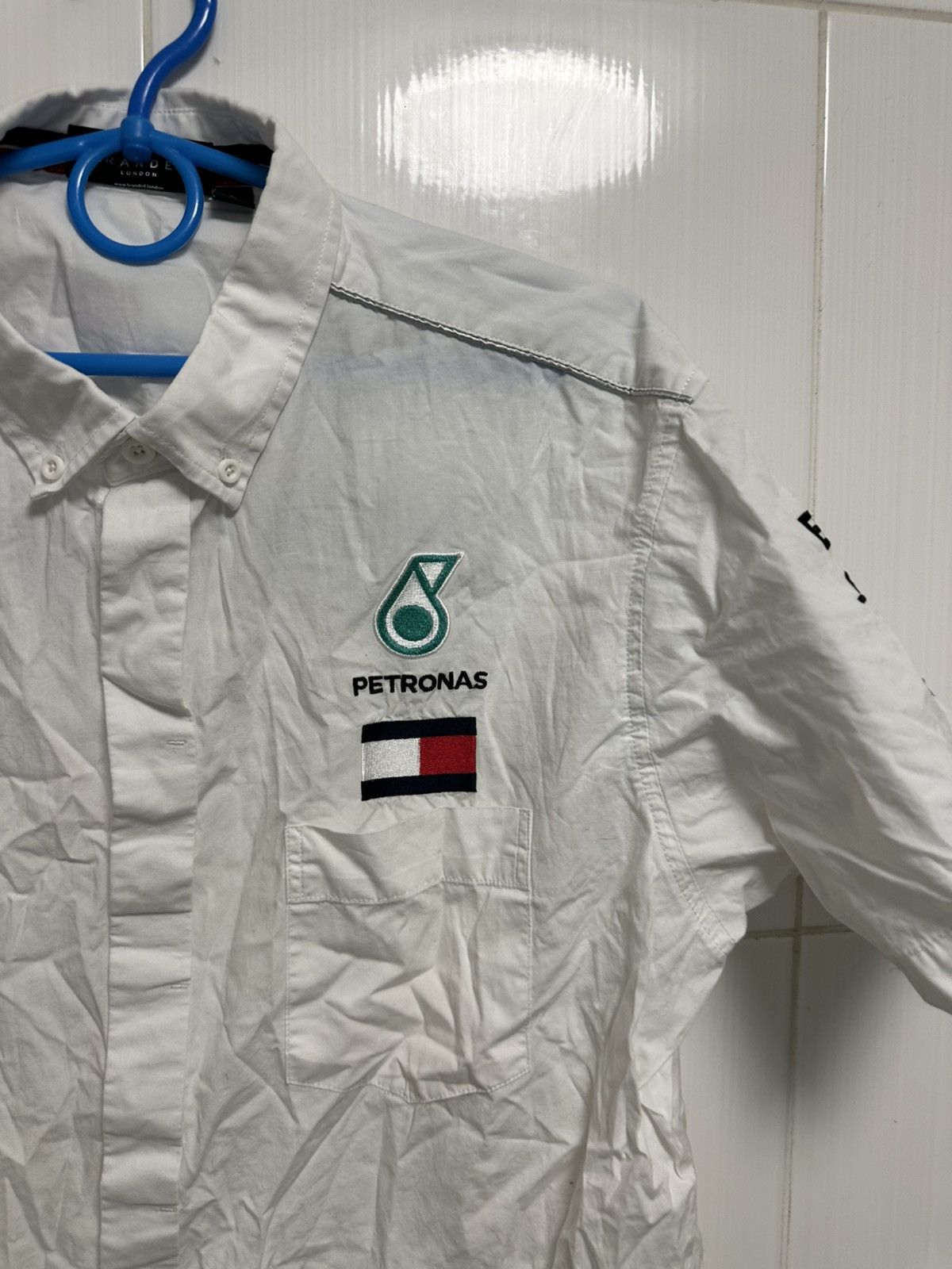 Formula 1 × Mercedes-Benz Mercedes AMG Petronas Tommy Hilfiger Racing short shirts Size US XL / EU 56 / 4 - 2 Thumbnail