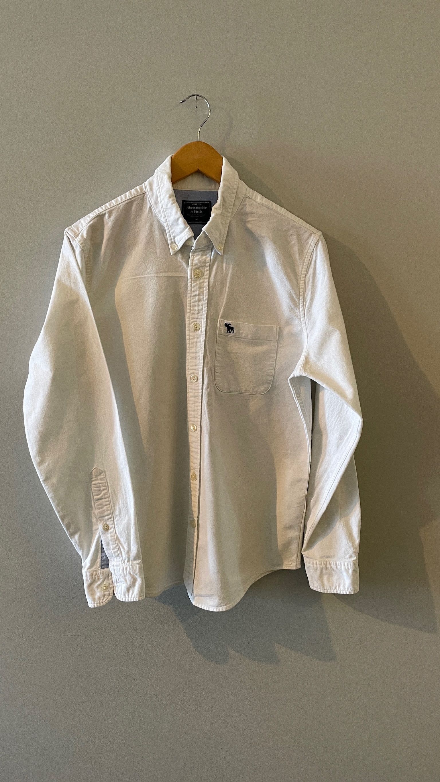 Abercrombie & Fitch WHITE BUTTON-UP SHIRT ABERCROMBIE & FITCH (M) Size US M / EU 48-50 / 2 - 1 Thumbnail