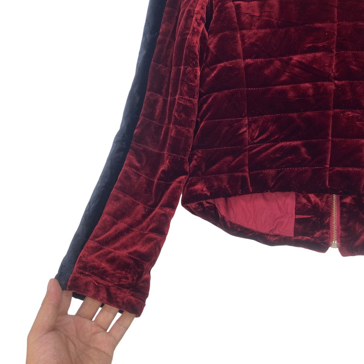 Japanese Brand Japanese Brand Manfeiqi Red Velvet Fox Fur Quilted Jacket Size S / US 4 / IT 40 - 13 Thumbnail