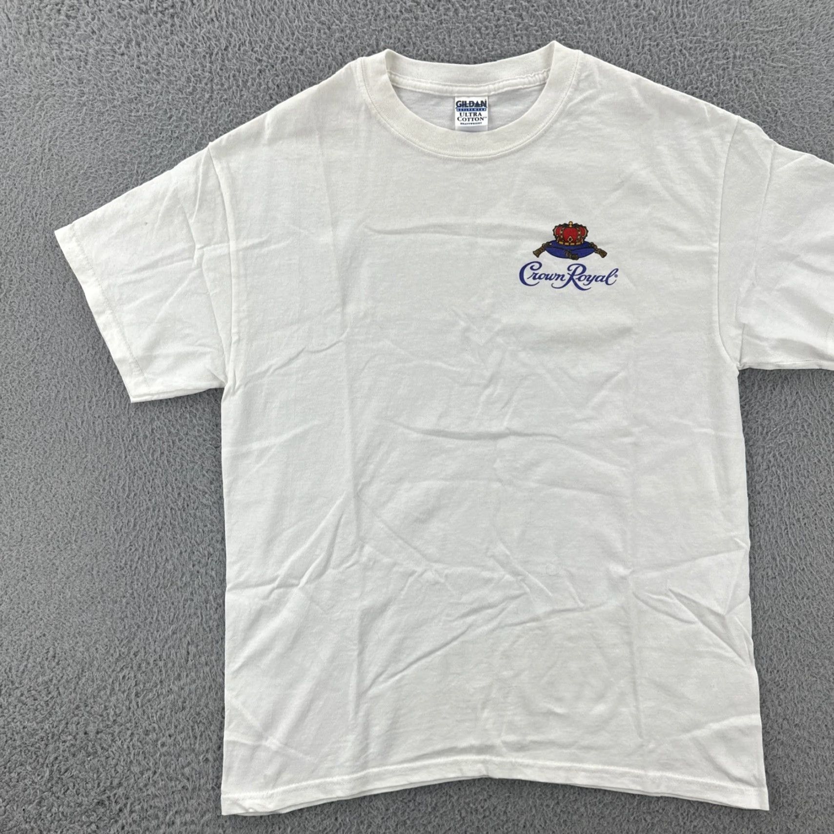 Gildan VINTAGE Gildan Shirt Crown Royal Alcohol Promo Logo Tee Men’s Large White 90s USA Mens Size US L / EU 52-54 / 3 - 3 Thumbnail