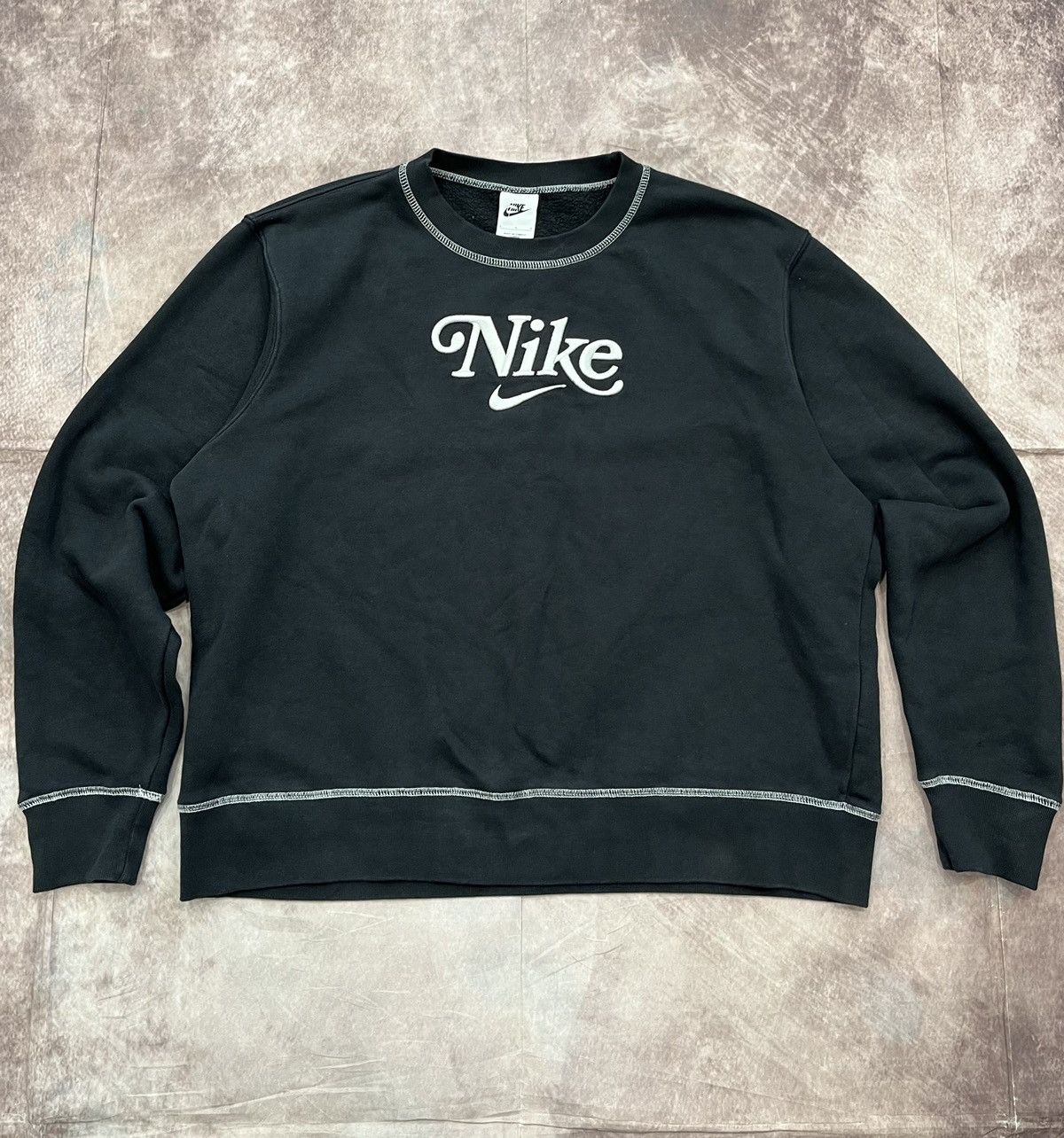 Nike × Vintage Nike Black Vintage Sweatshirt | Women’s L | Retro Logo Size L / US 10 / IT 46 - 1 Thumbnail
